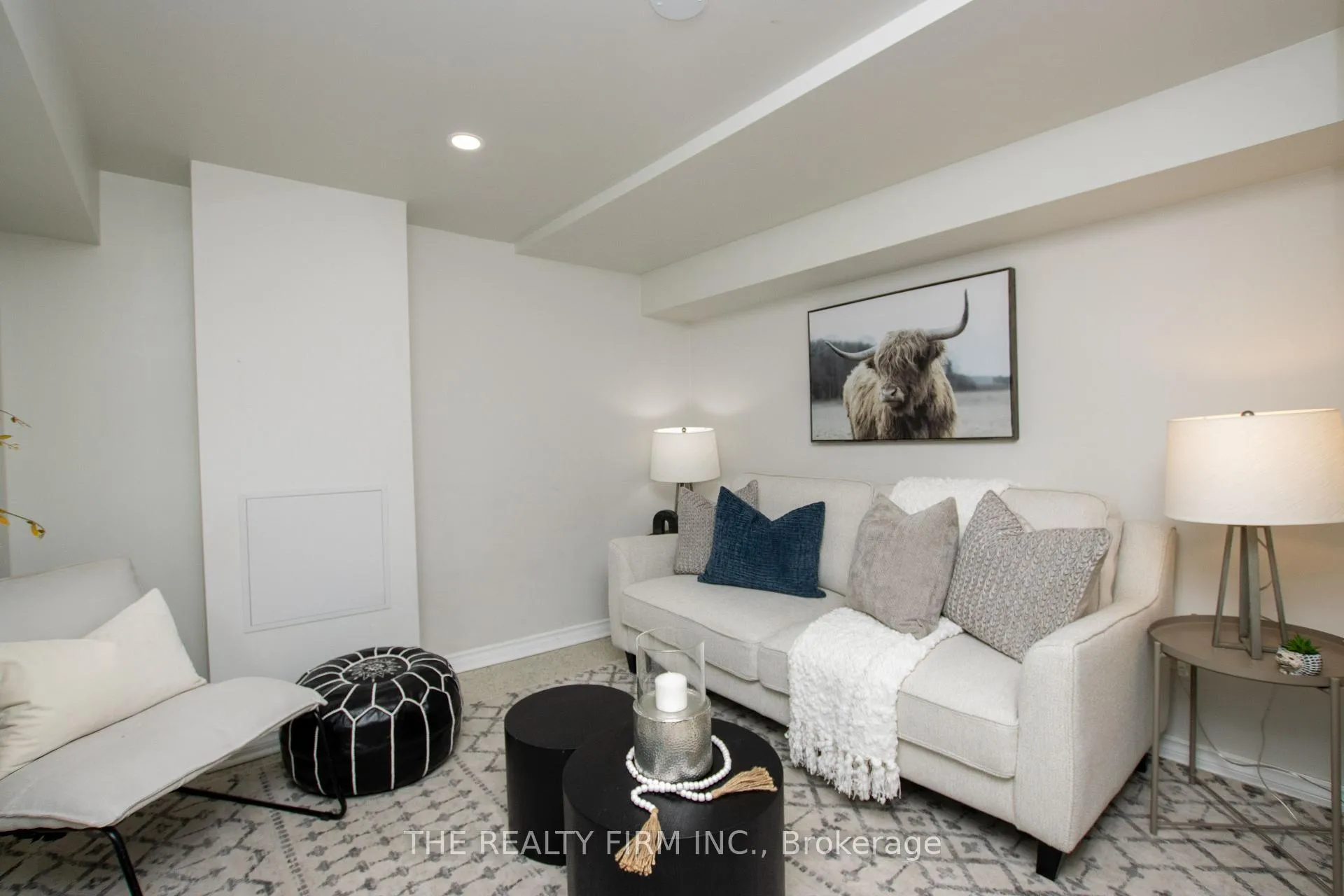 Photo 30 of 1319 Wilton Avenue, London, East N — HOMEH