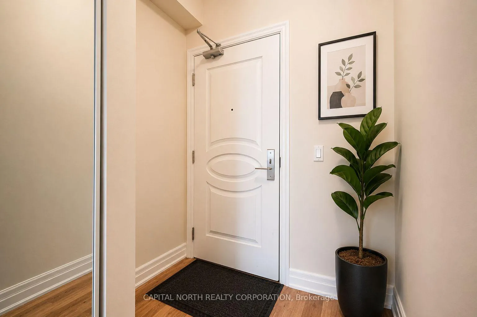 Photo 4 of Unit 1006, 9075 Jane Street, Vaughan, Concord — HOMEH