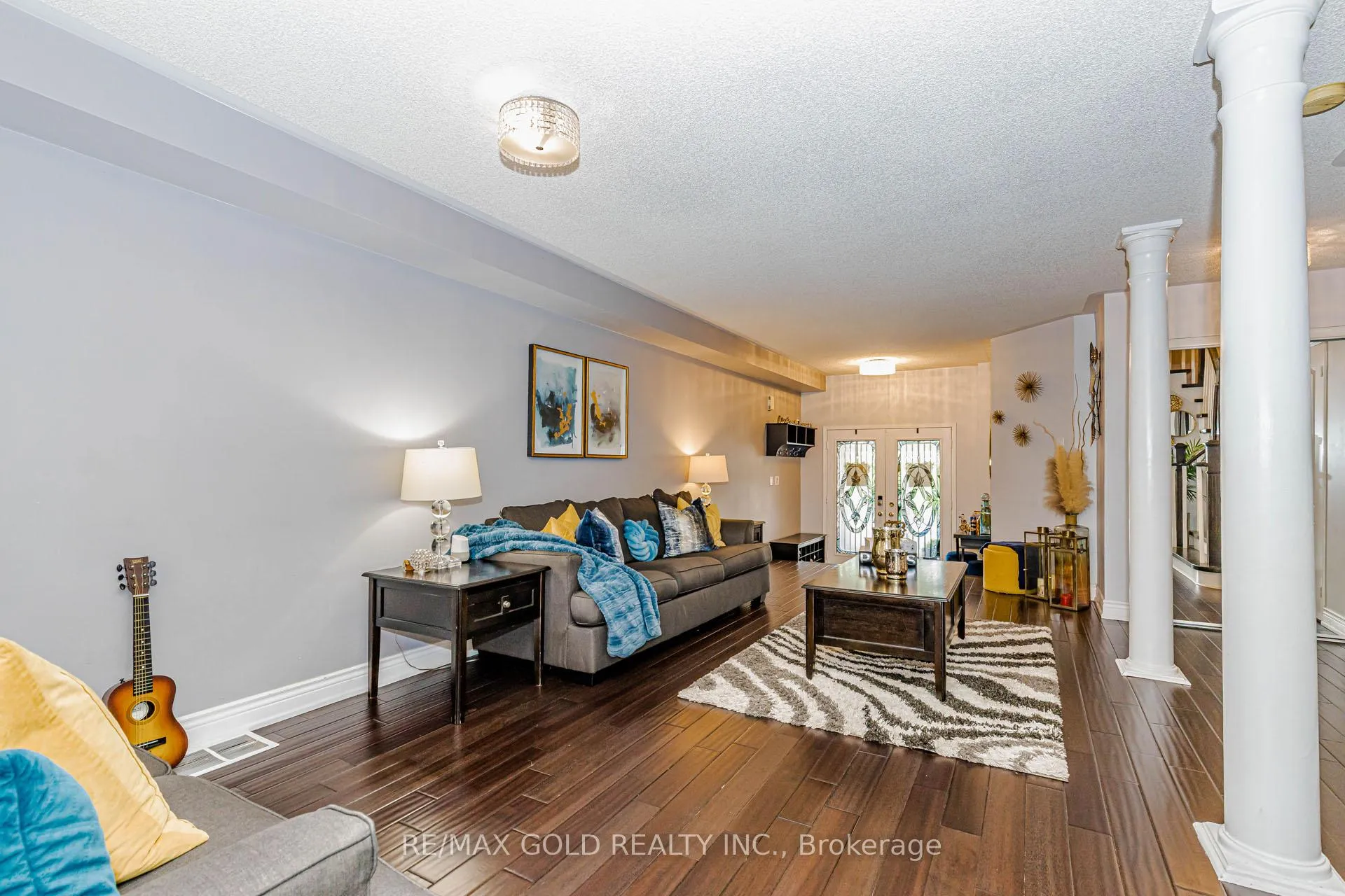 Photo 8 of 118 Albright Road, Brampton, Fletcher's Creek Village — HOMEH