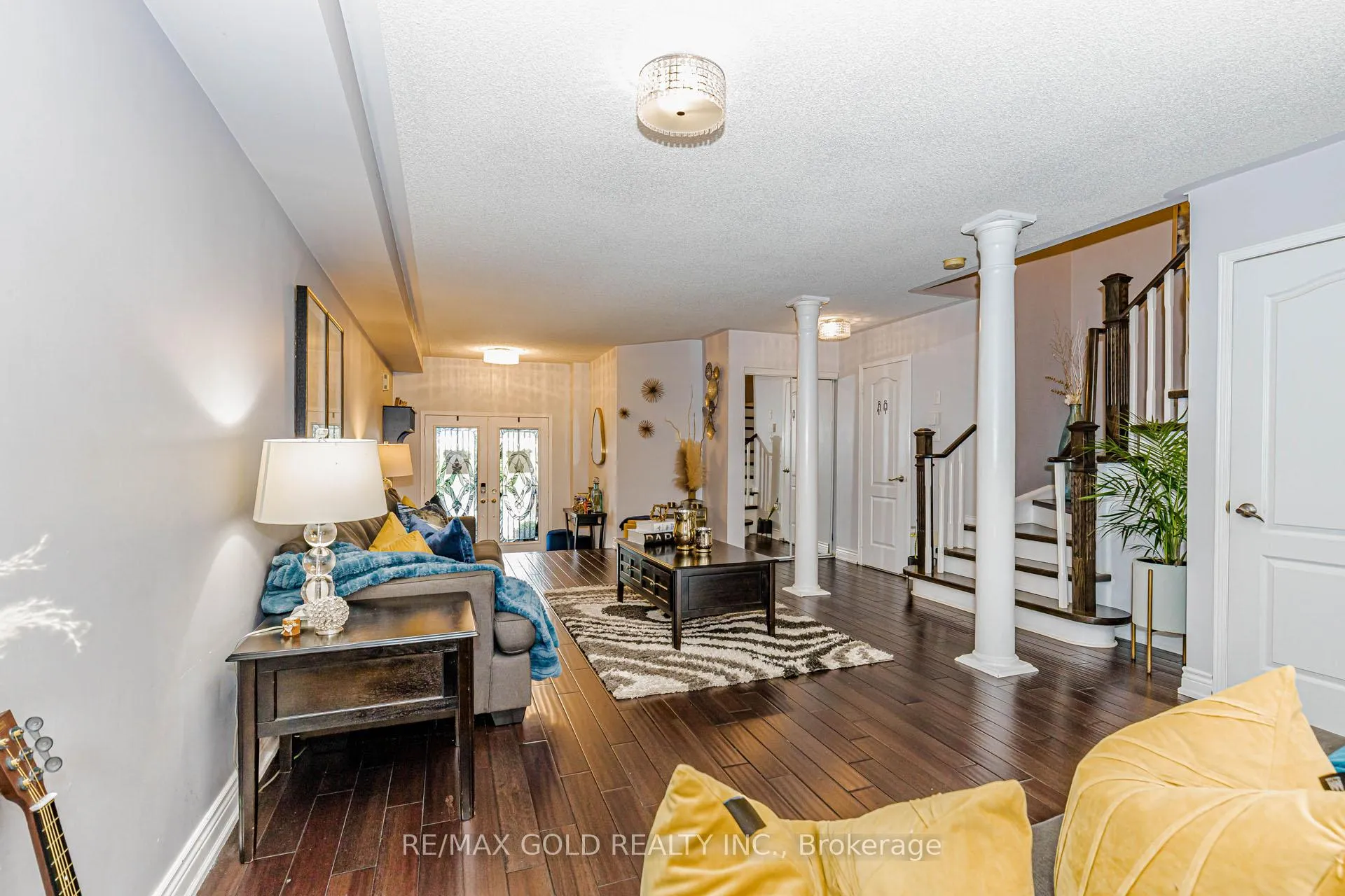 Photo 9 of 118 Albright Road, Brampton, Fletcher's Creek Village — HOMEH
