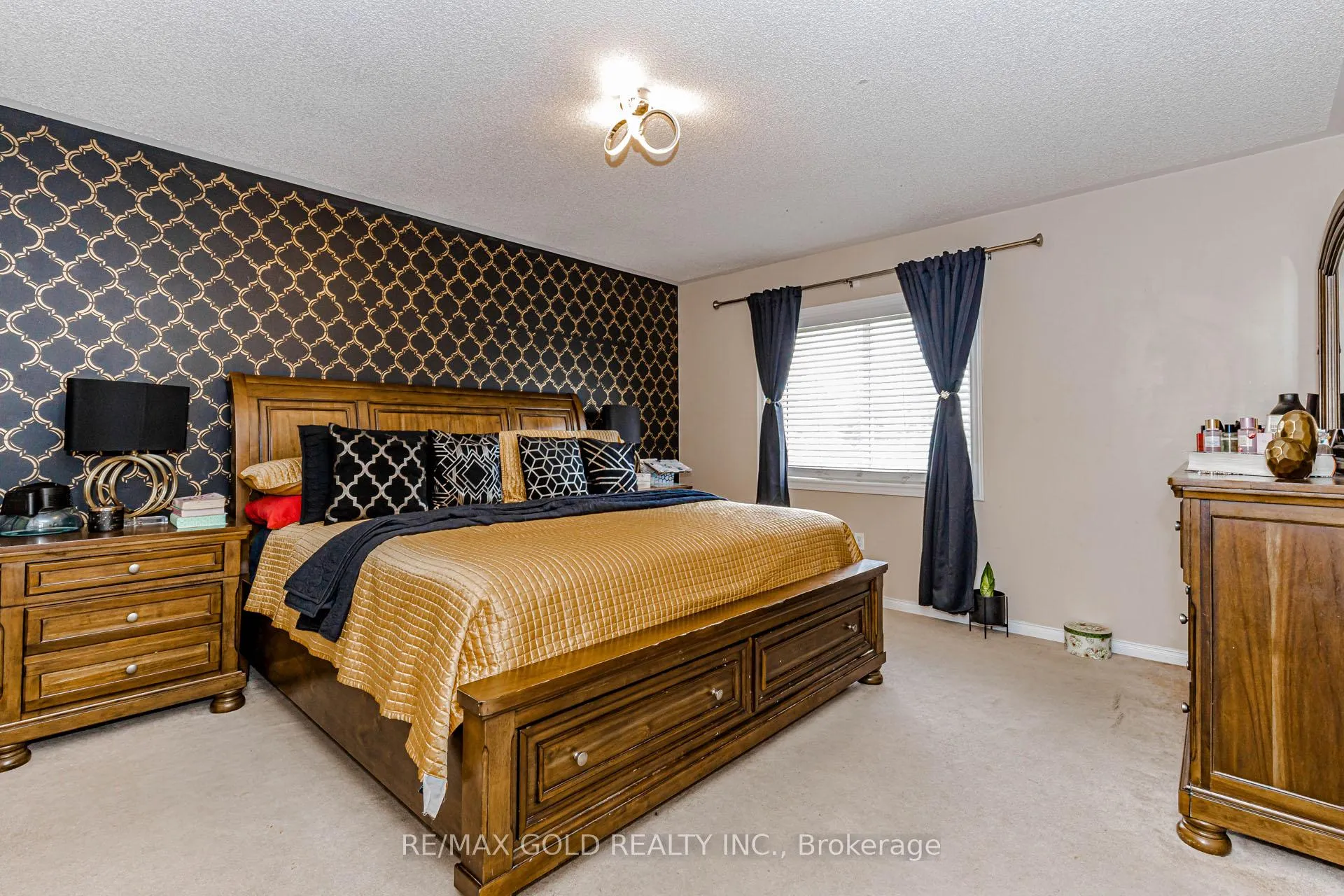 Photo 19 of 118 Albright Road, Brampton, Fletcher's Creek Village — HOMEH