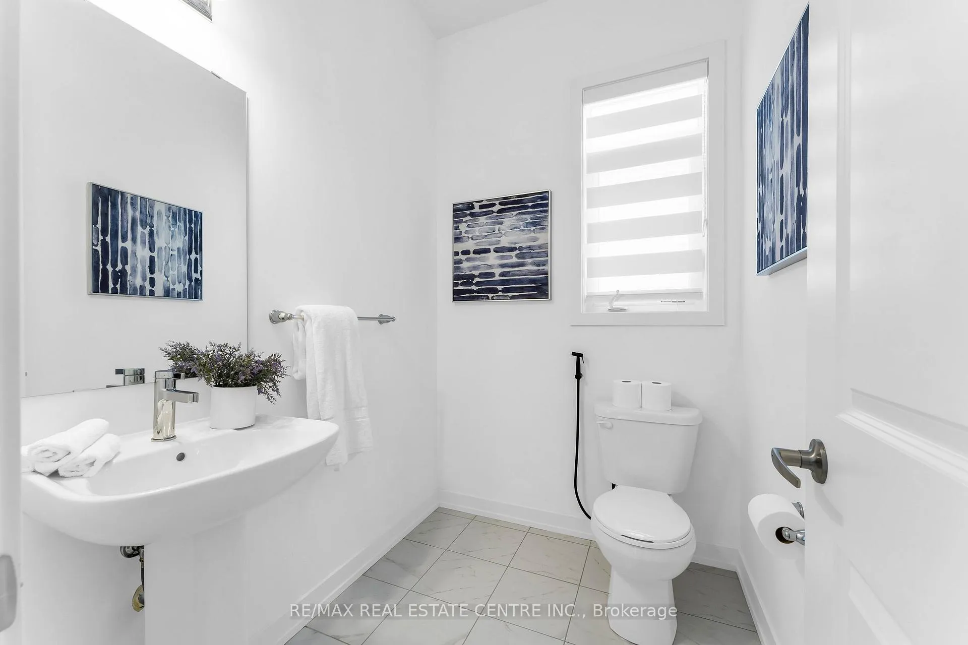 Photo 15 of 749 Gilmour Crescent, Shelburne — HOMEH