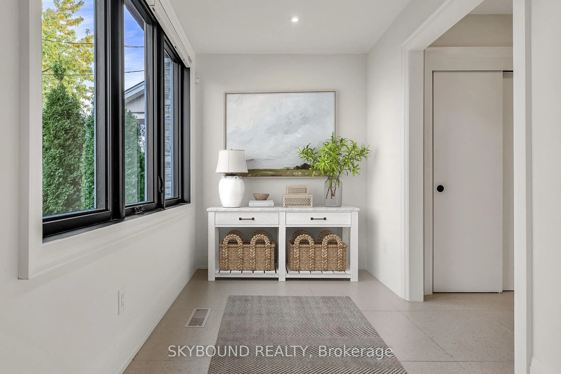 Photo 4 of Unit B, 323 Mortimer Avenue, Toronto, Danforth Village-East York — HOMEH