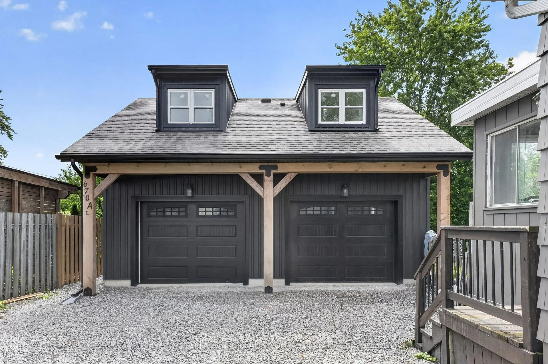 Photo 1 of 670A Niagara Street, St. Catharines, Bunting/Linwell — HOMEH