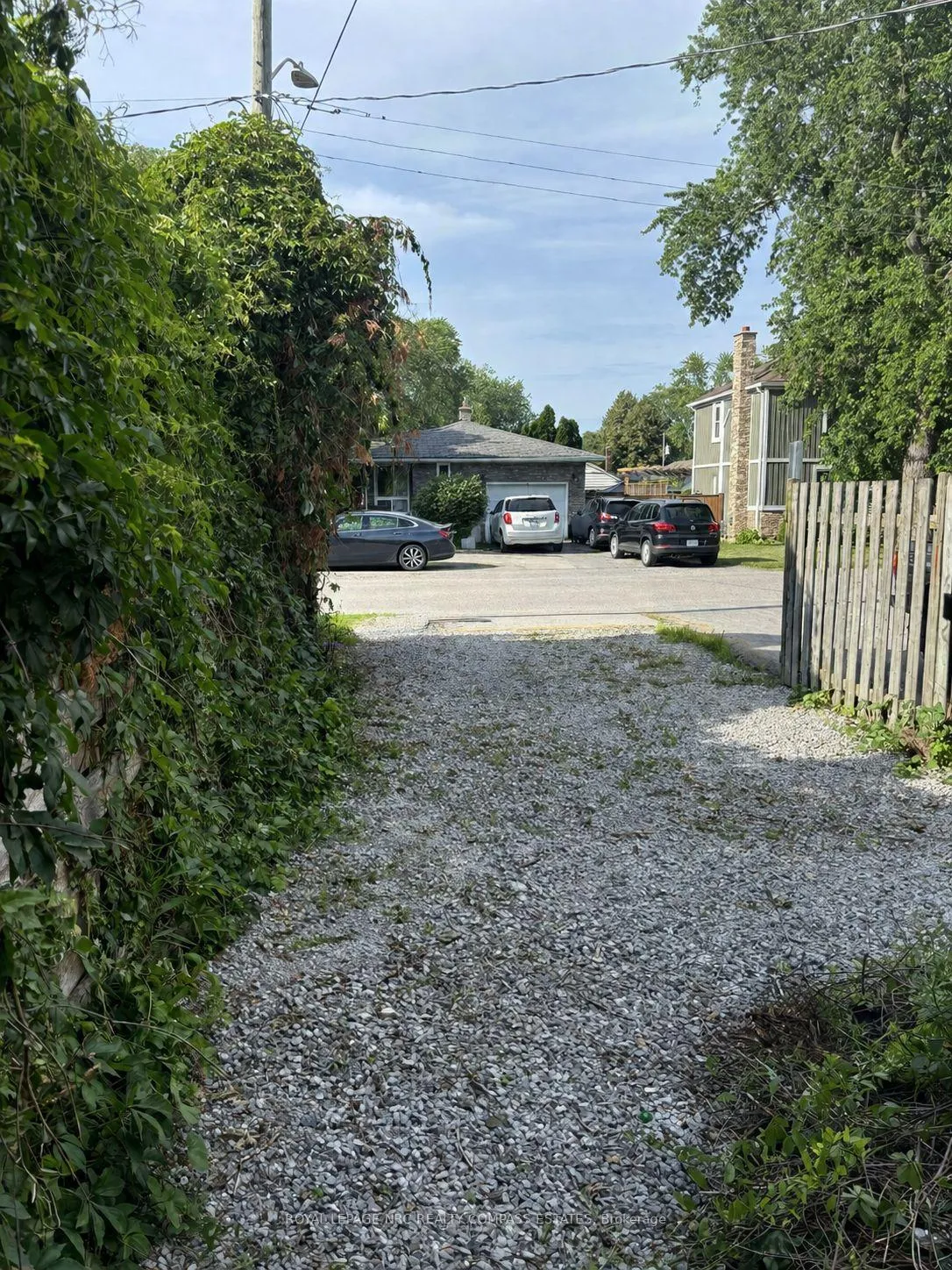 Photo 26 of 670A Niagara Street, St. Catharines, Bunting/Linwell — HOMEH