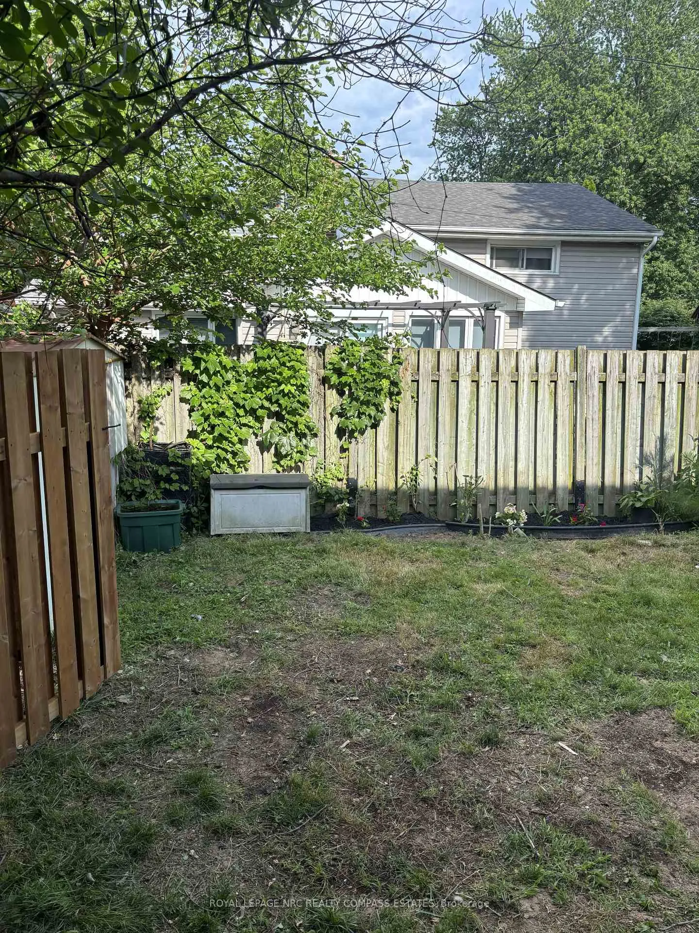 Photo 28 of 670A Niagara Street, St. Catharines, Bunting/Linwell — HOMEH