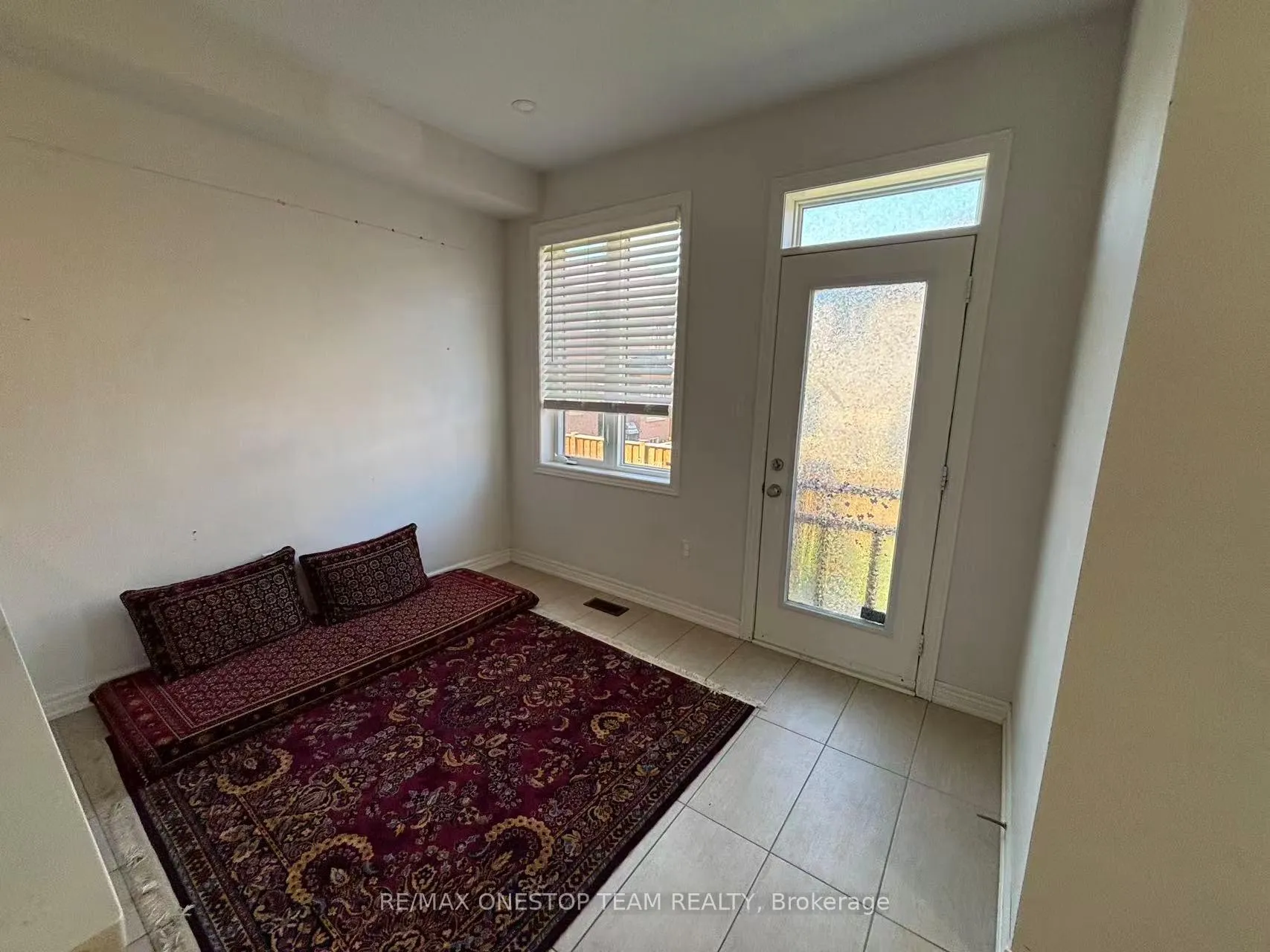 Photo 5 of 516 Threshing Mill Boulevard, Oakville, Joshua Meadows — HOMEH