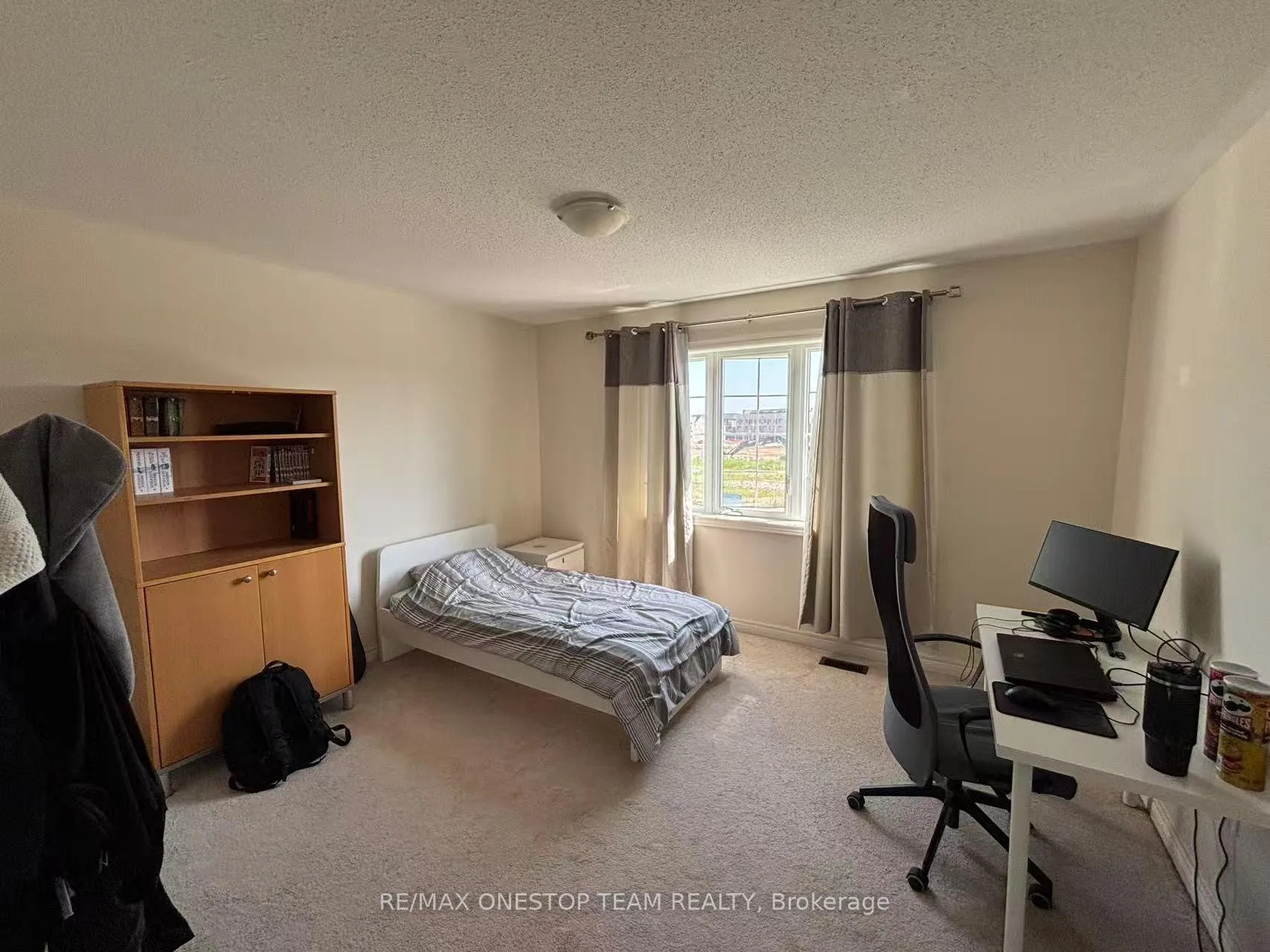 Photo 8 of 516 Threshing Mill Boulevard, Oakville, Joshua Meadows — HOMEH
