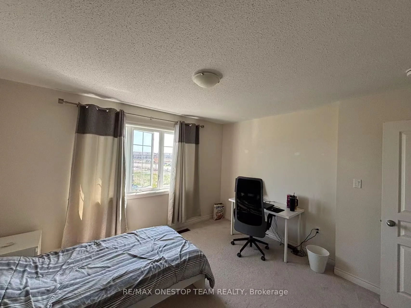 Photo 9 of 516 Threshing Mill Boulevard, Oakville, Joshua Meadows — HOMEH