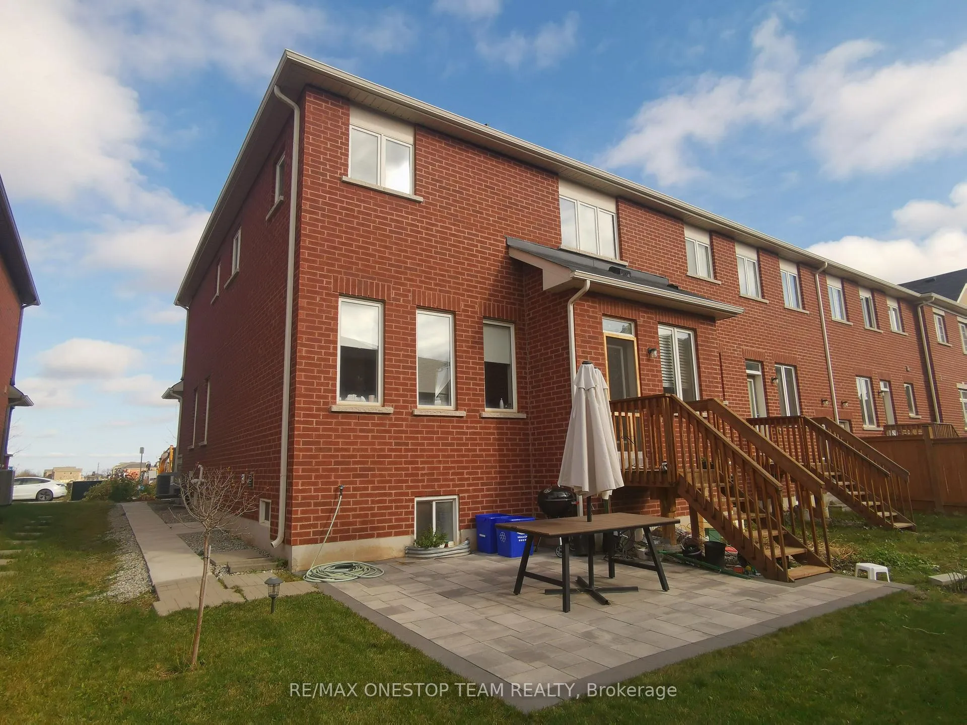 Photo 10 of 516 Threshing Mill Boulevard, Oakville, Joshua Meadows — HOMEH