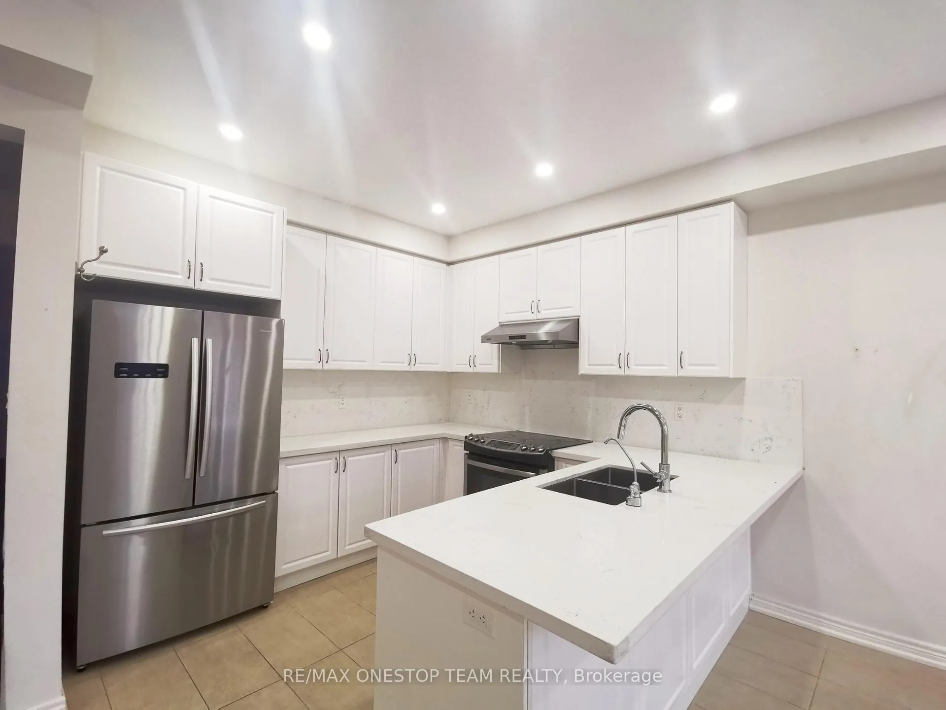 Photo 16 of 516 Threshing Mill Boulevard, Oakville, Joshua Meadows — HOMEH