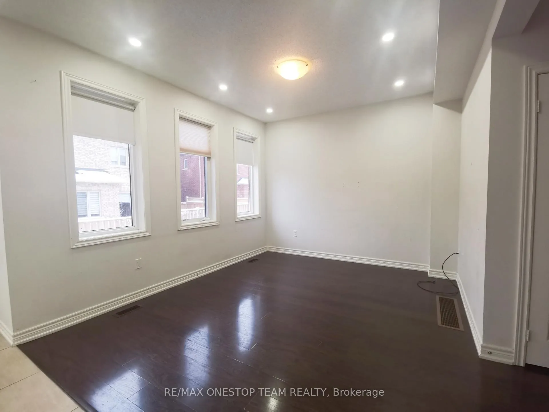 Photo 18 of 516 Threshing Mill Boulevard, Oakville, Joshua Meadows — HOMEH