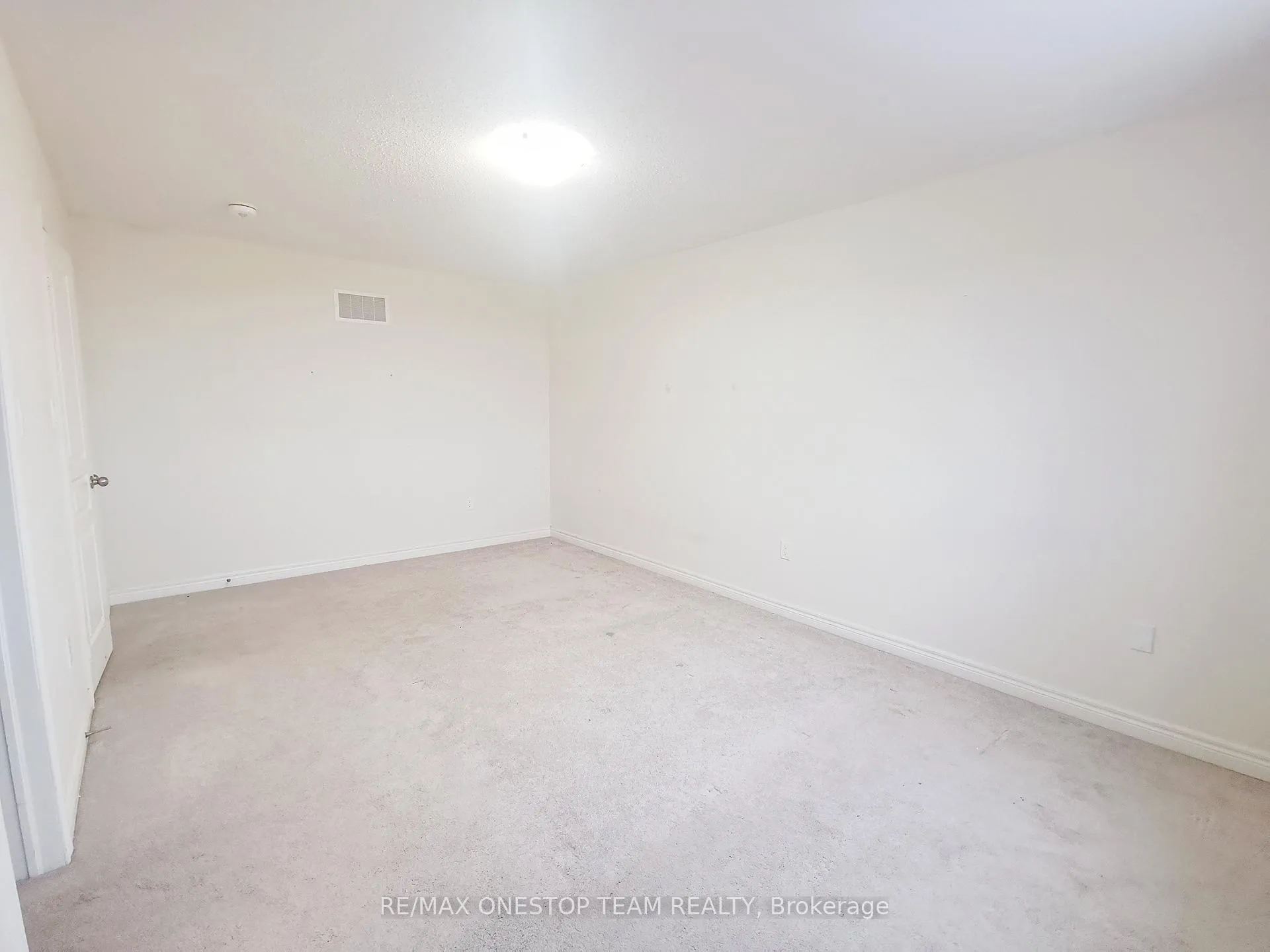 Photo 21 of 516 Threshing Mill Boulevard, Oakville, Joshua Meadows — HOMEH