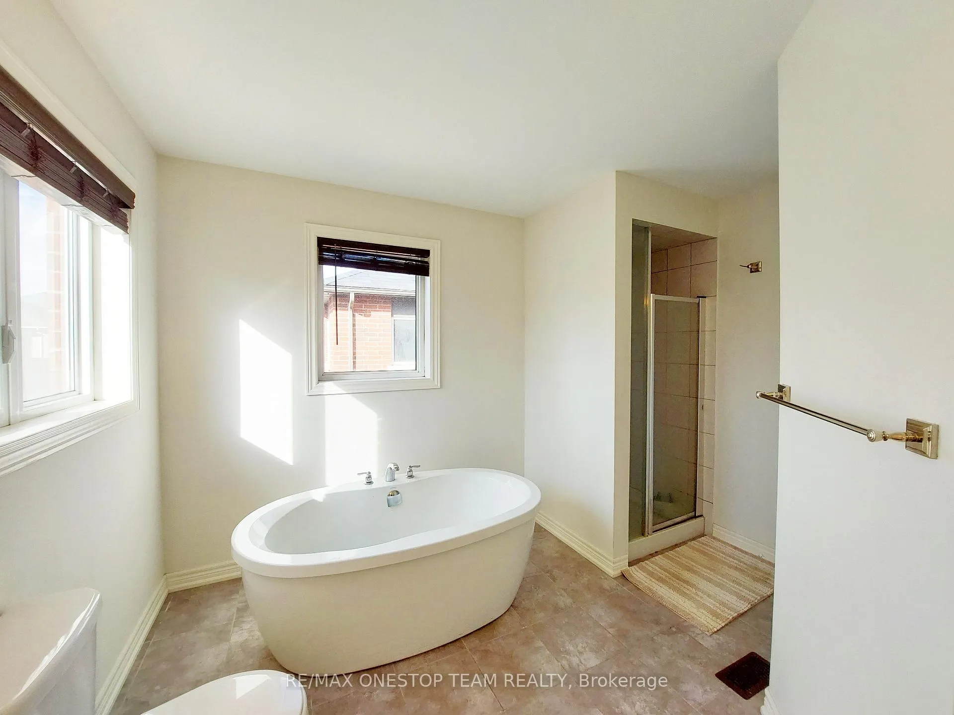 Photo 23 of 516 Threshing Mill Boulevard, Oakville, Joshua Meadows — HOMEH