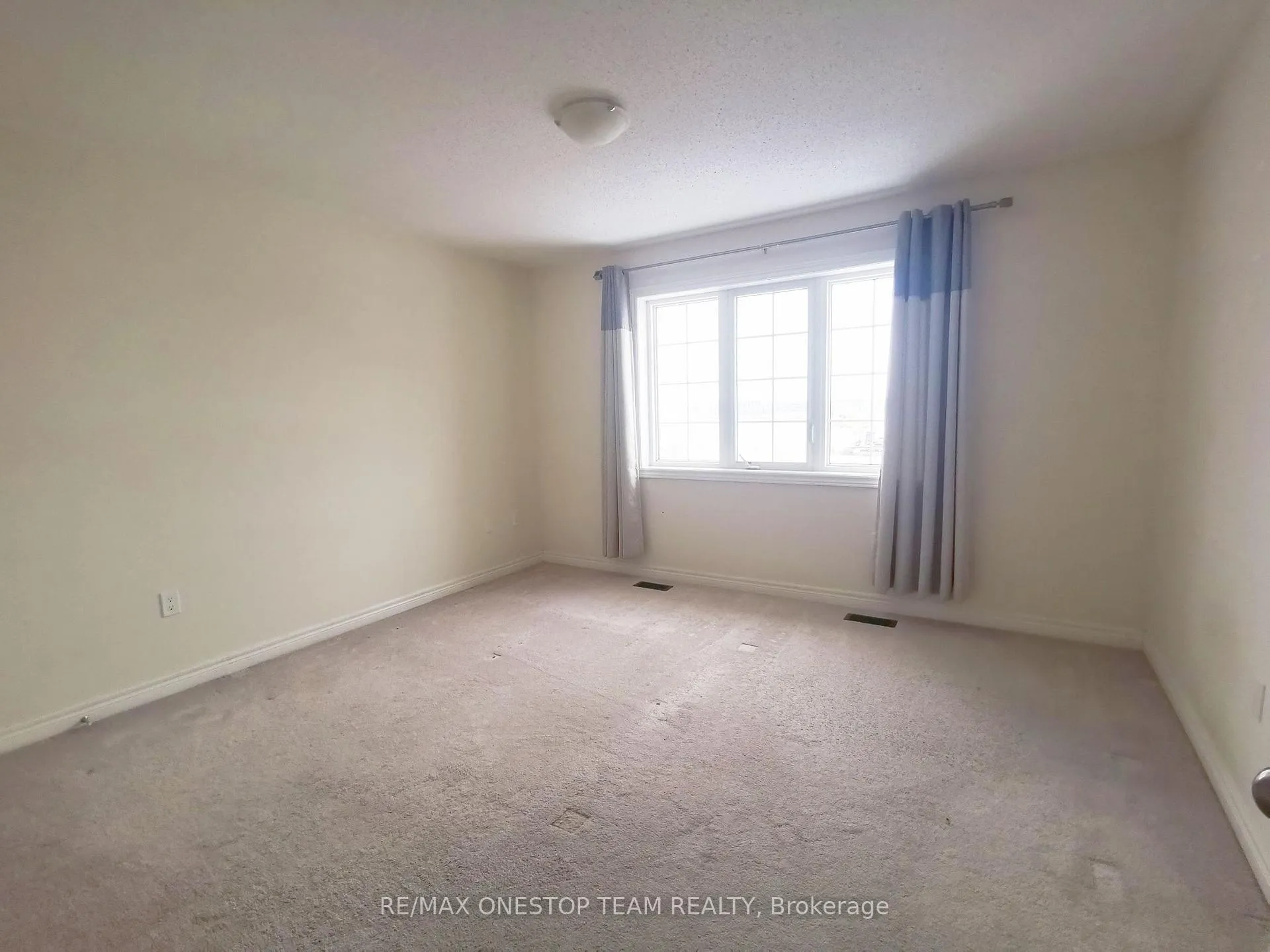 Photo 24 of 516 Threshing Mill Boulevard, Oakville, Joshua Meadows — HOMEH