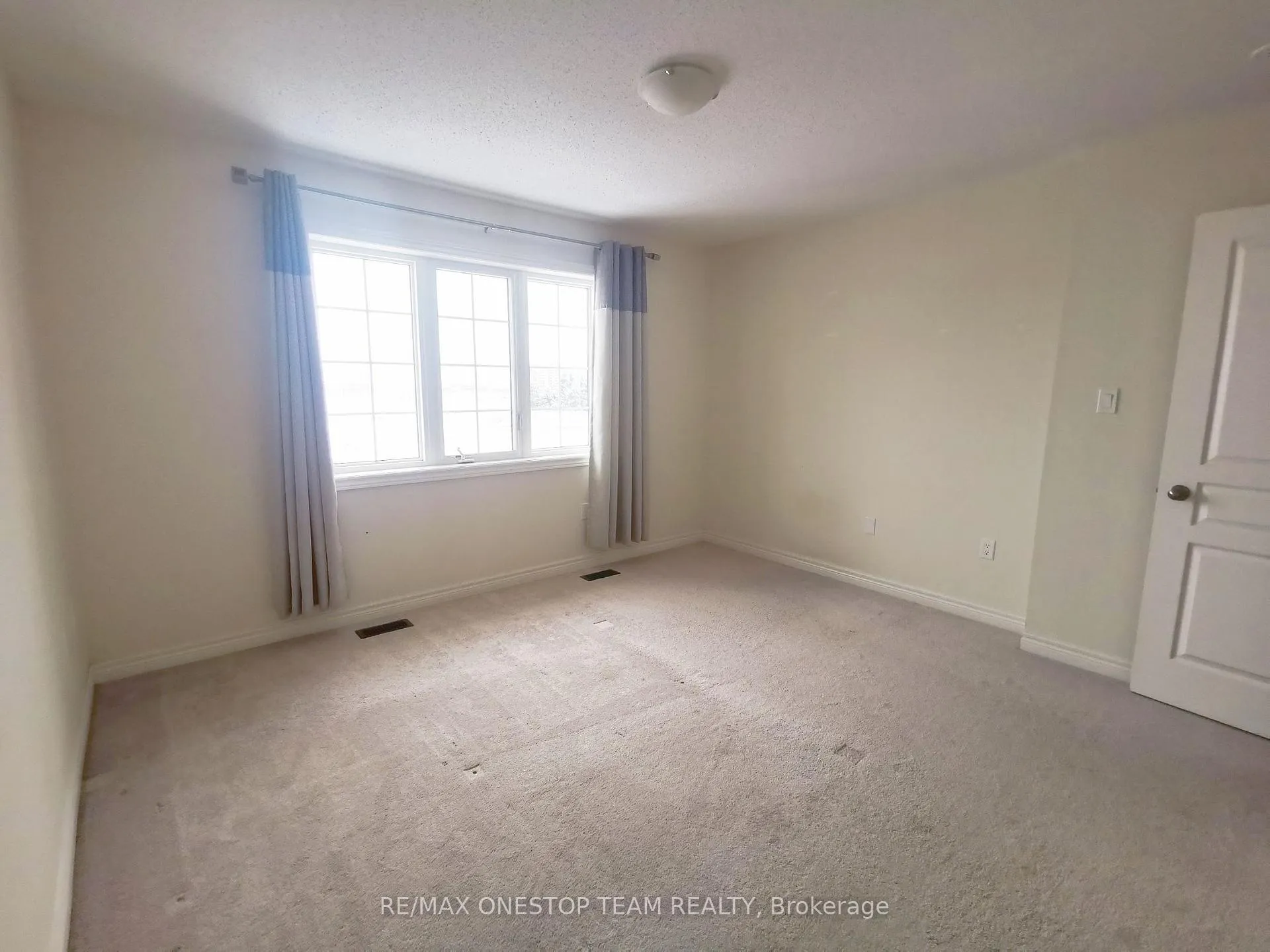 Photo 25 of 516 Threshing Mill Boulevard, Oakville, Joshua Meadows — HOMEH