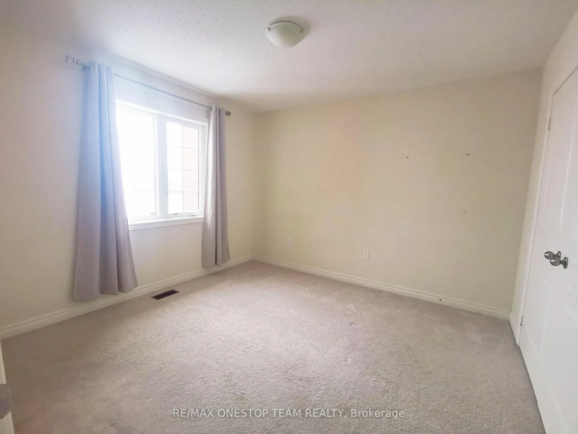 Photo 27 of 516 Threshing Mill Boulevard, Oakville, Joshua Meadows — HOMEH