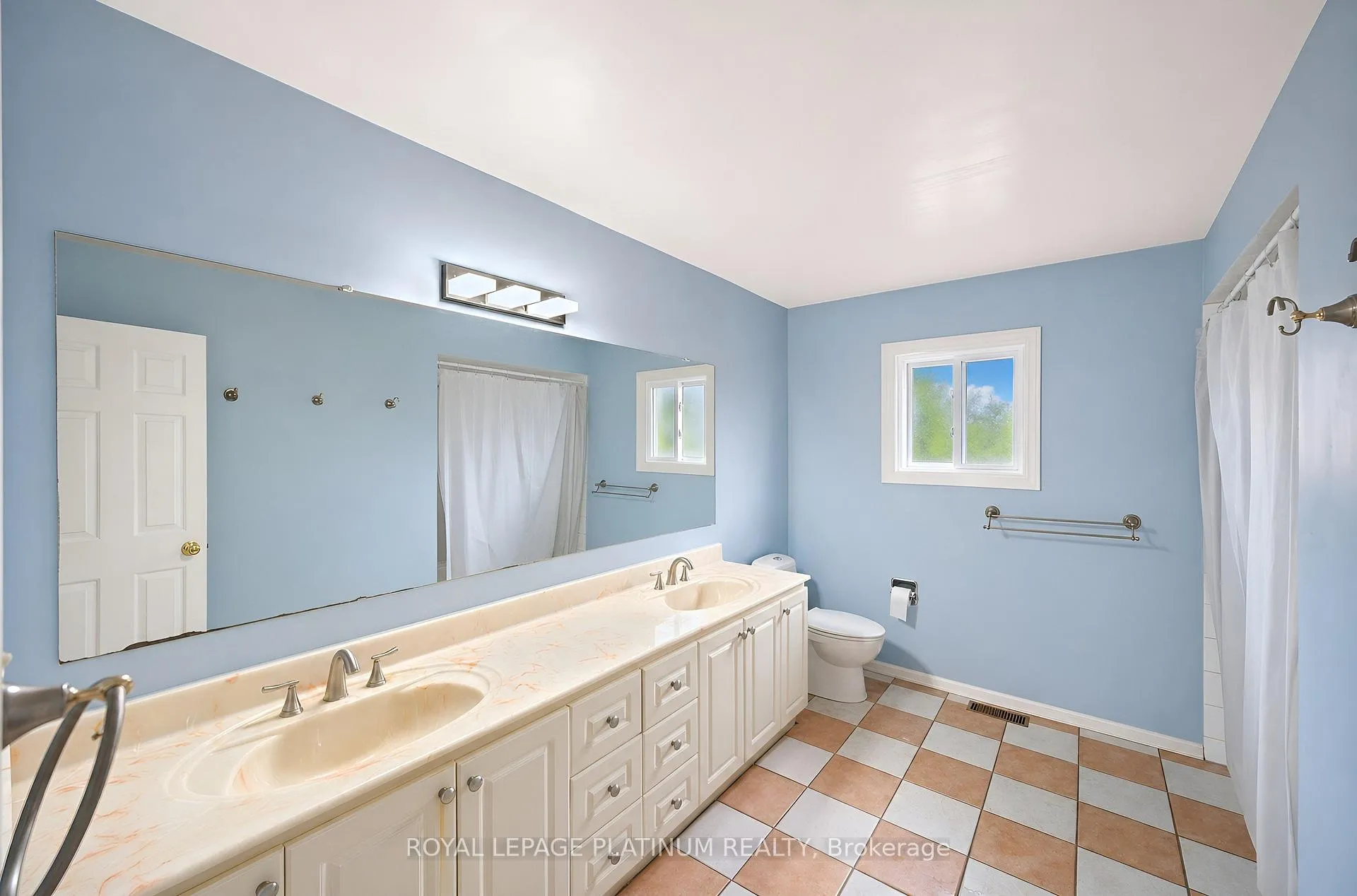 Photo 34 of 12 O'hara Place, Brampton, Fletcher's Creek South — HOMEH
