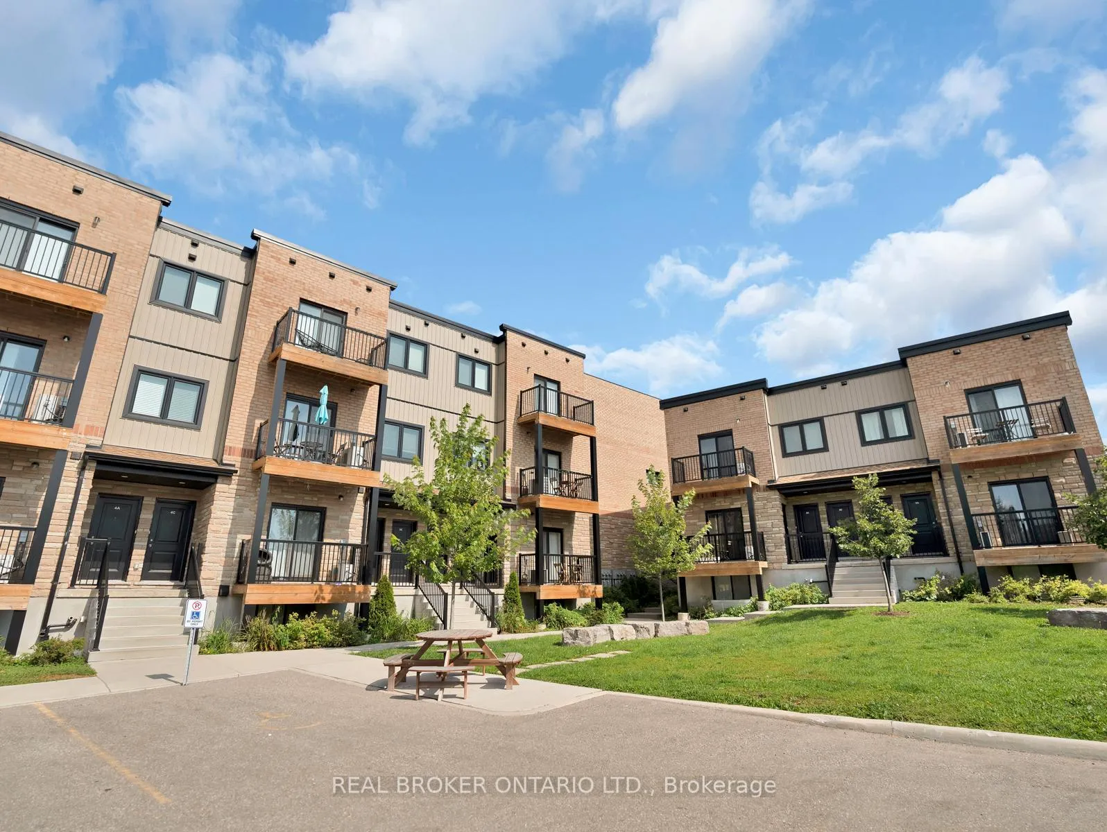Photo 1 of Unit 6A, 164 Heiman Street, Kitchener, Southdale — HOMEH