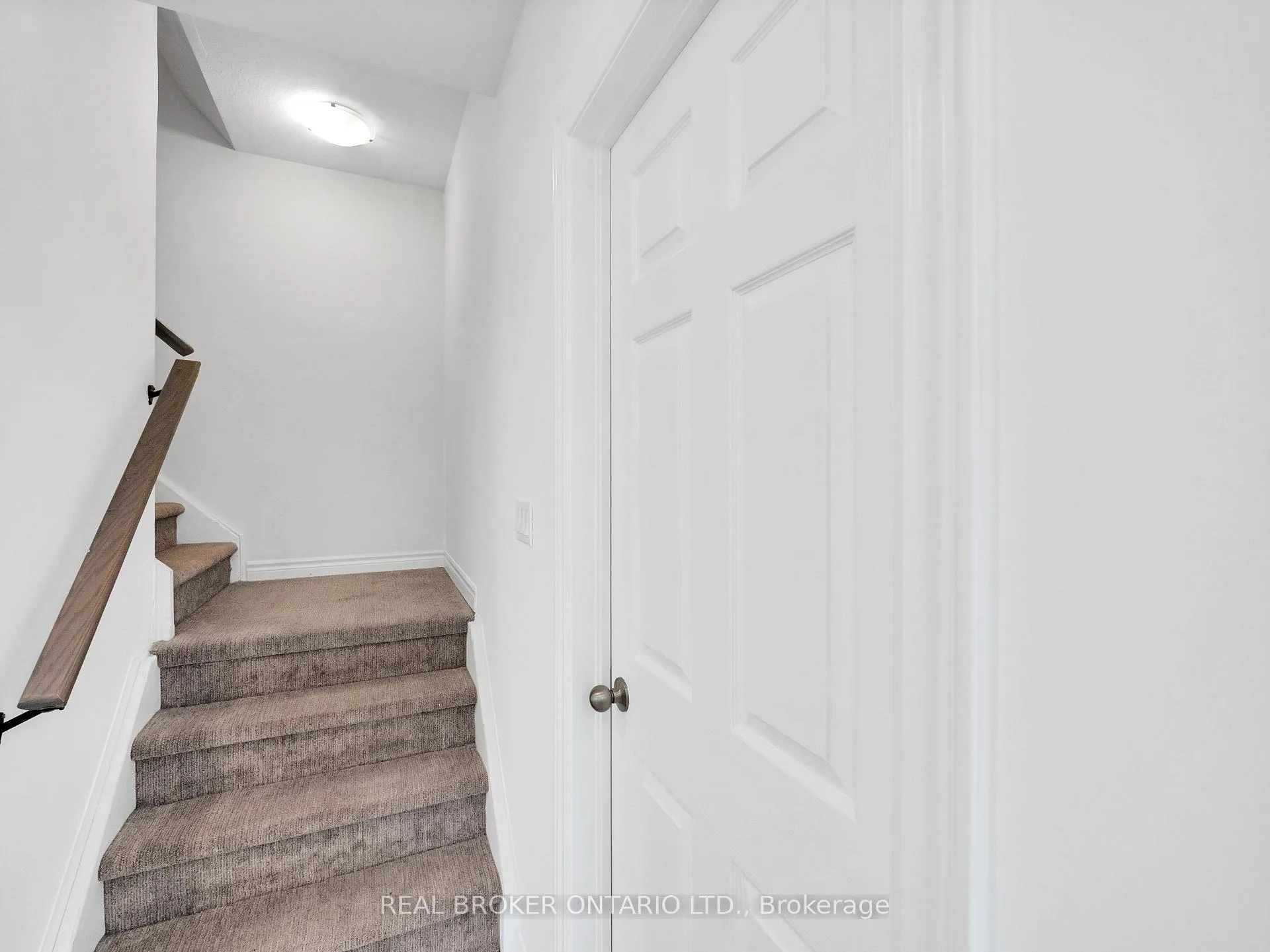 Photo 3 of Unit 6A, 164 Heiman Street, Kitchener, Southdale — HOMEH