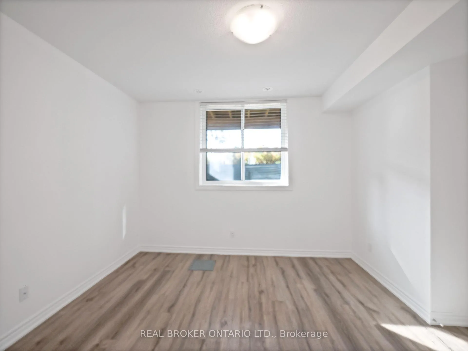 Photo 10 of Unit 6A, 164 Heiman Street, Kitchener, Southdale — HOMEH