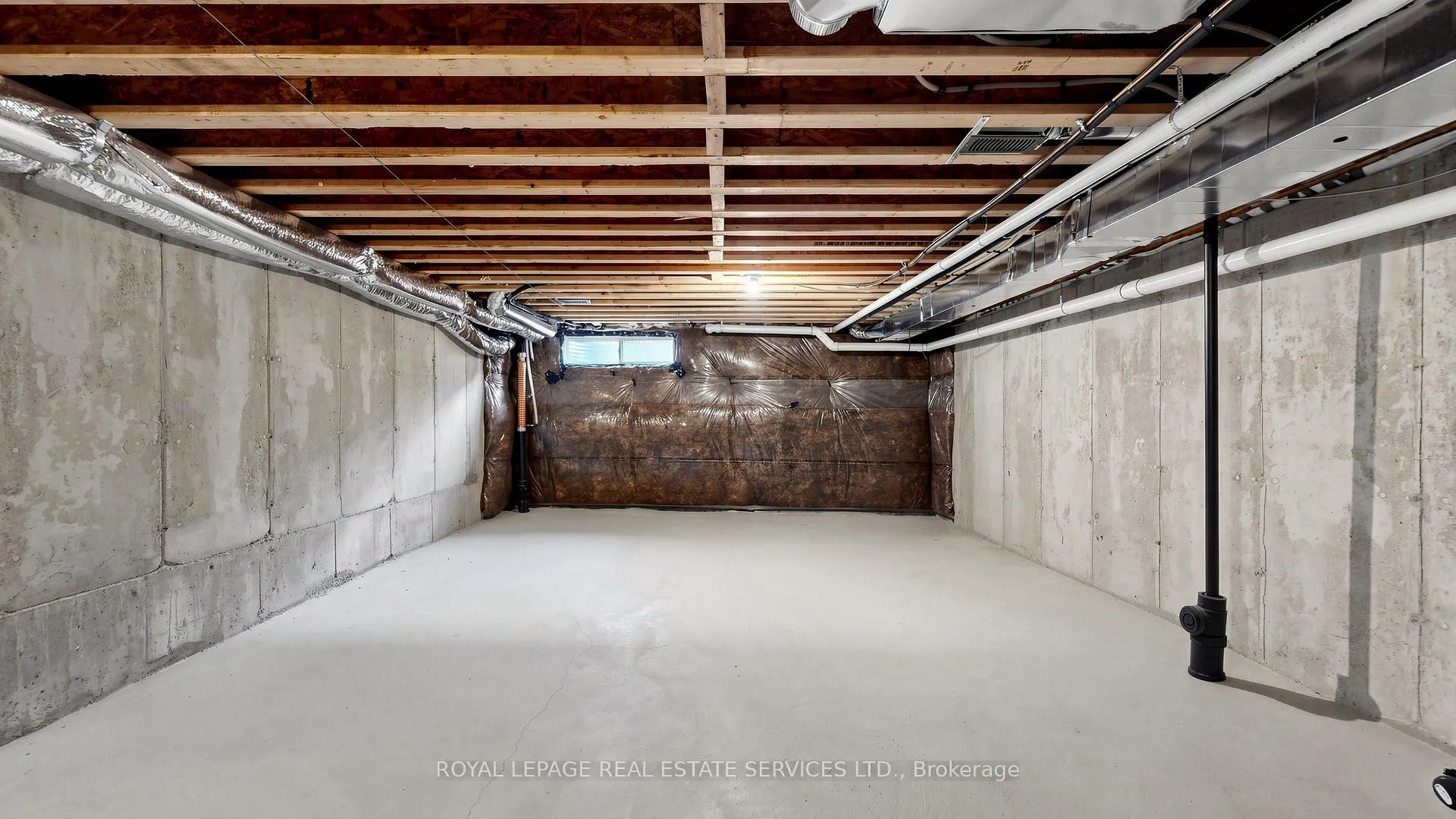 Photo 34 of 1413 Oakmont Common, Burlington, Tyandaga — HOMEH