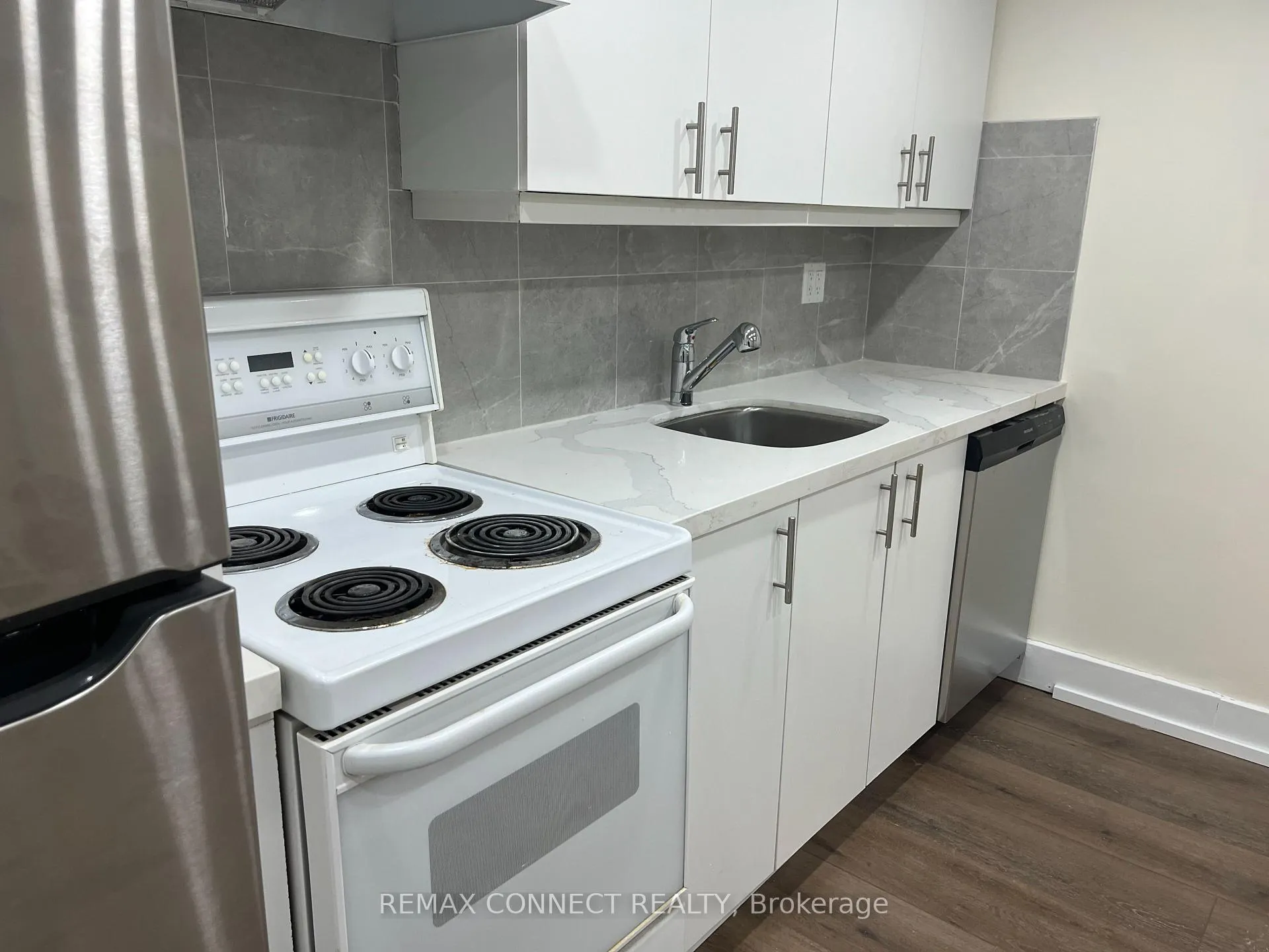 Photo 13 of Unit Lower, 1394 Largo Crescent, Oshawa, Samac — HOMEH