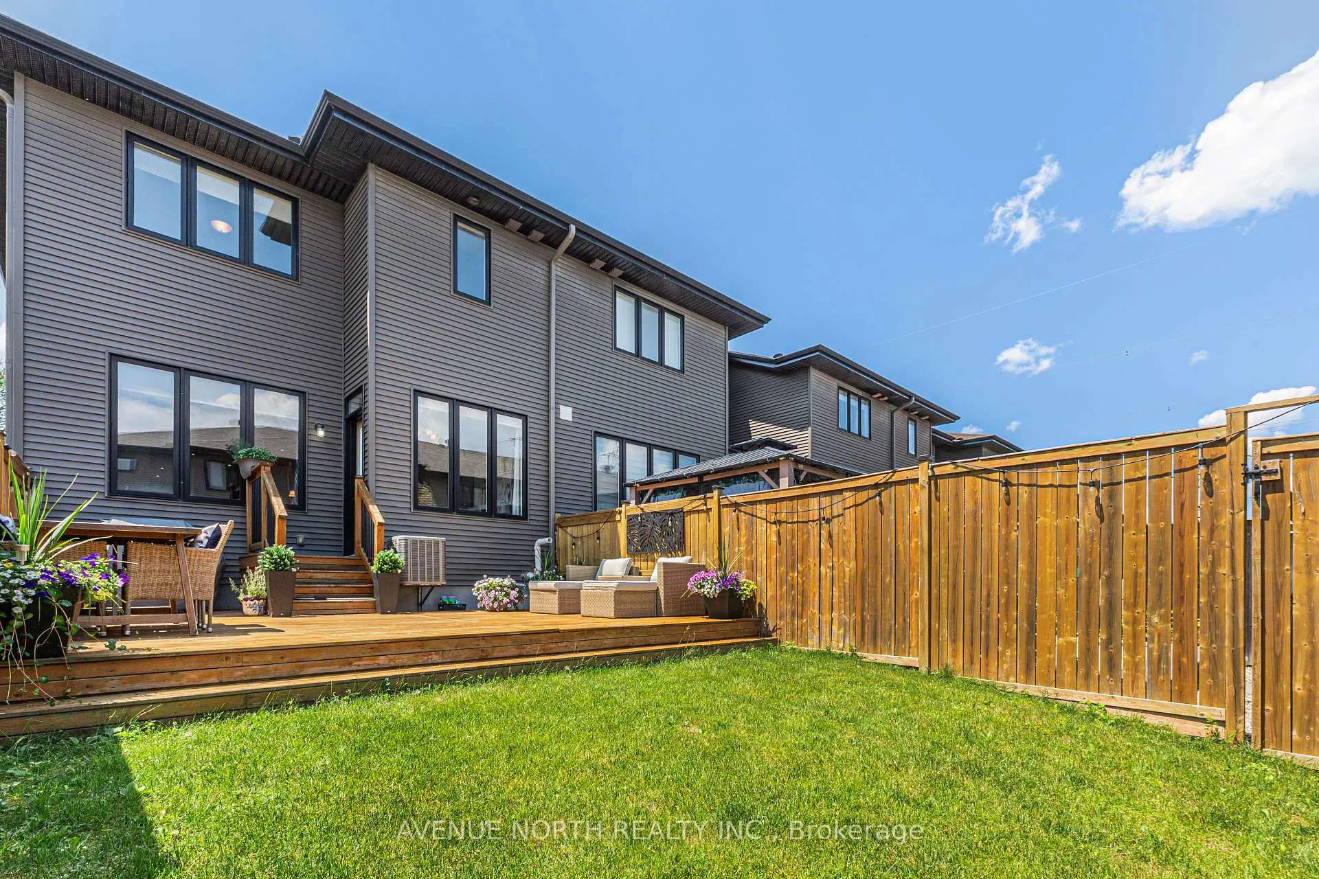 Photo 34 of 519 Rouncey Road, Ottawa, Kanata - Emerald Meadows/Trailwest — HOMEH