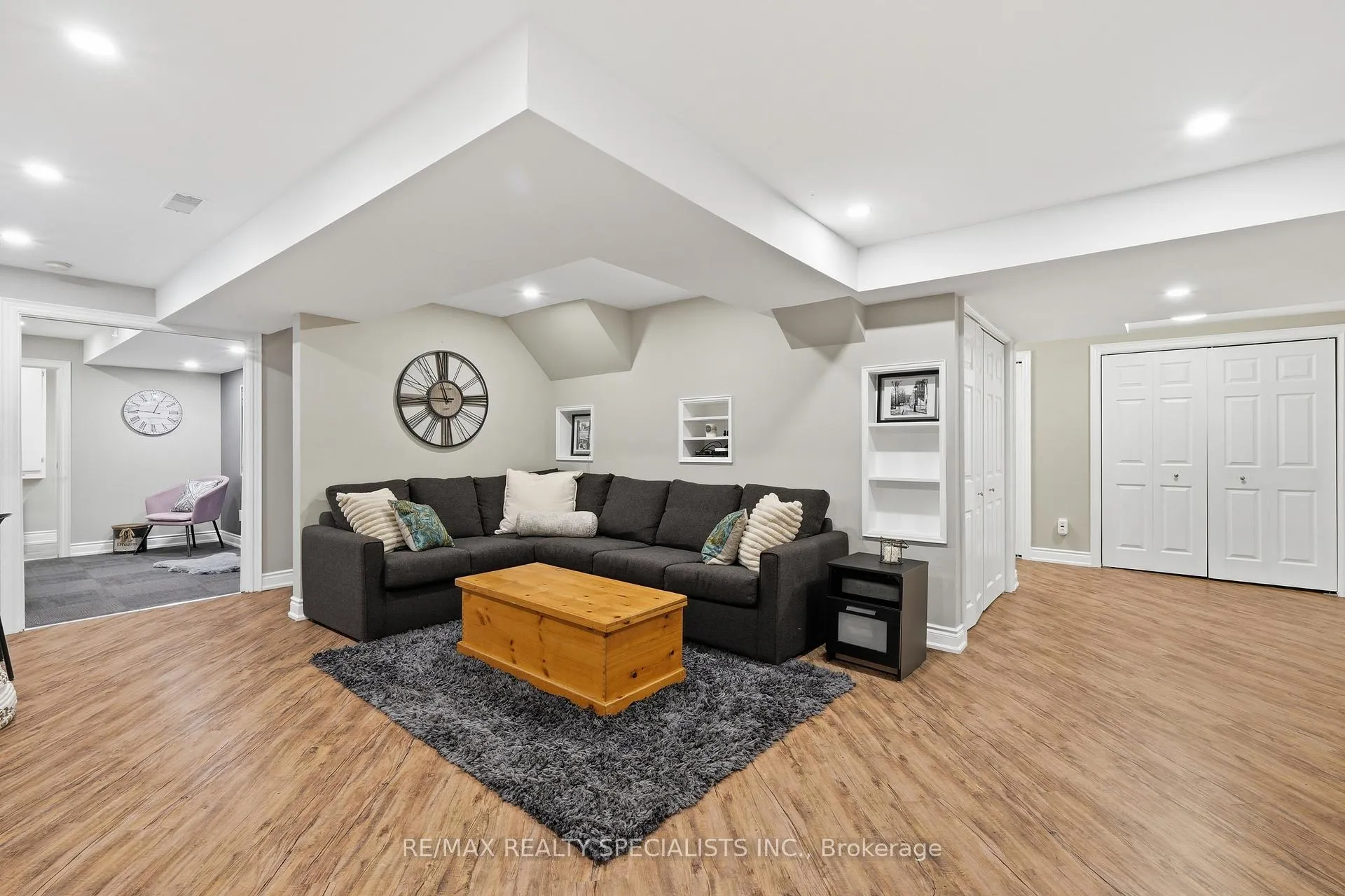 Photo 30 of 212 Ellis Crescent, Milton, Dempsey — HOMEH