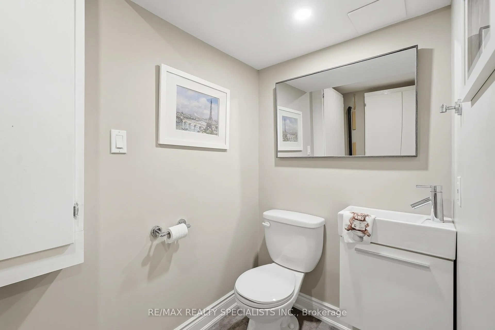 Photo 34 of 212 Ellis Crescent, Milton, Dempsey — HOMEH