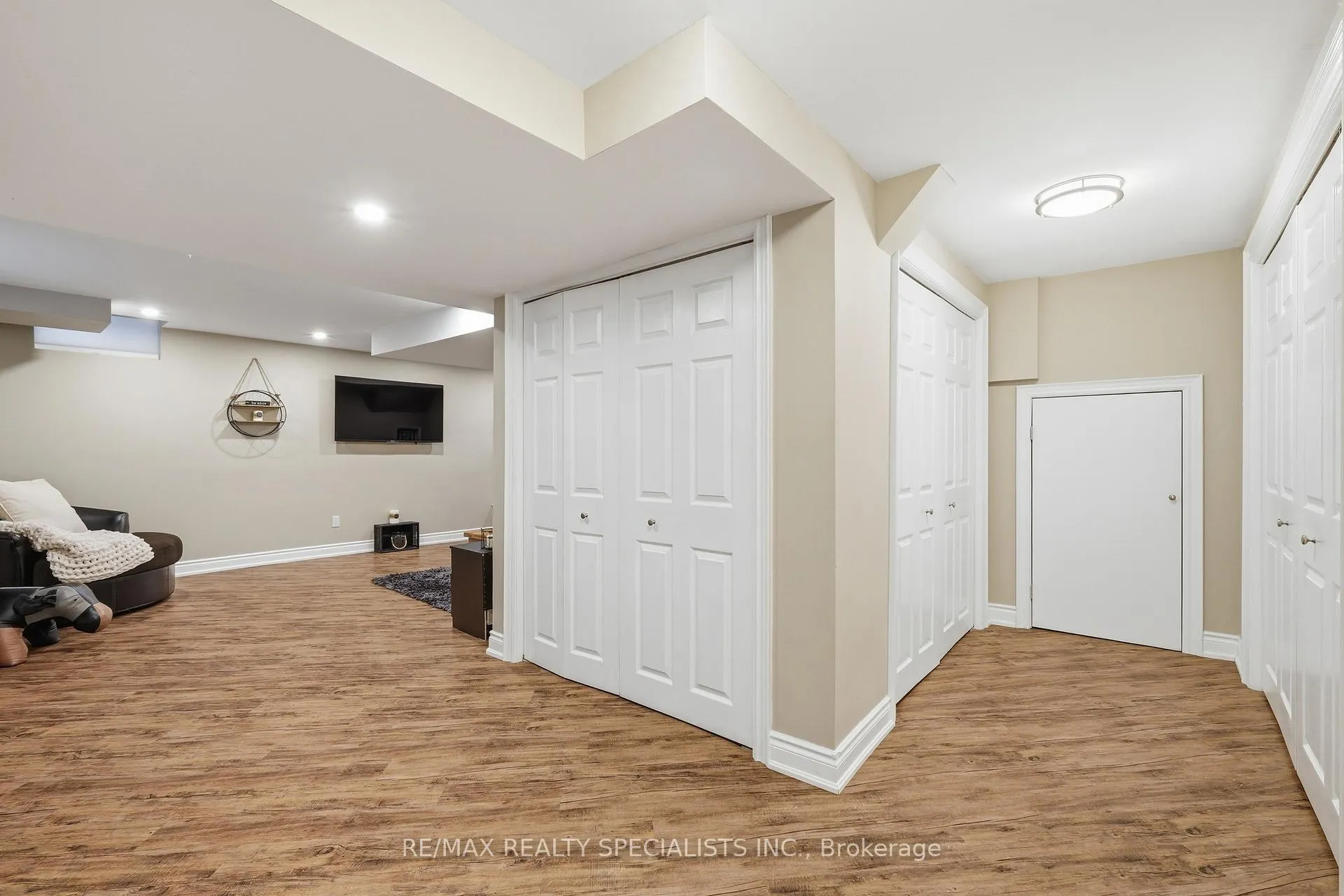 Photo 35 of 212 Ellis Crescent, Milton, Dempsey — HOMEH