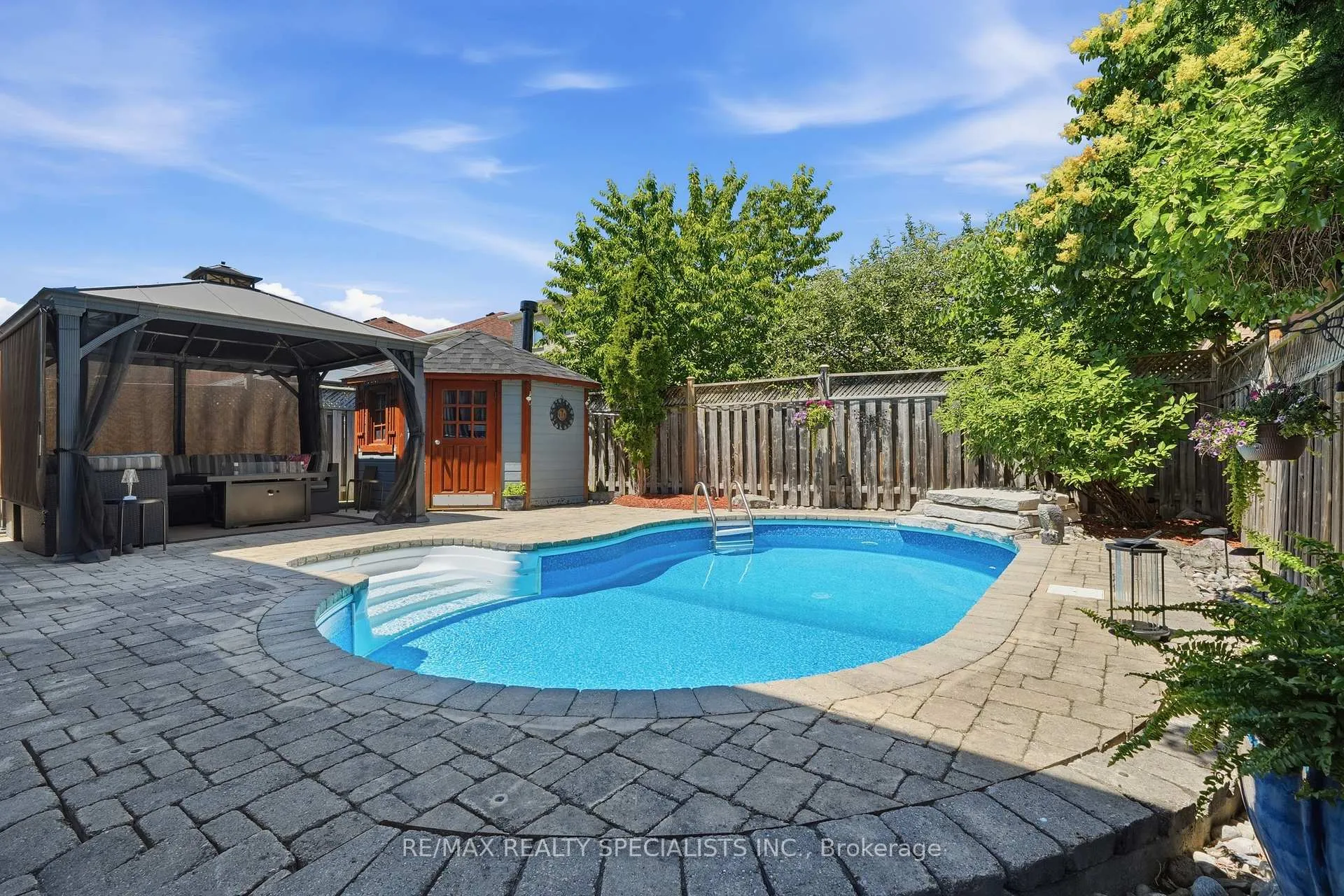 Photo 36 of 212 Ellis Crescent, Milton, Dempsey — HOMEH