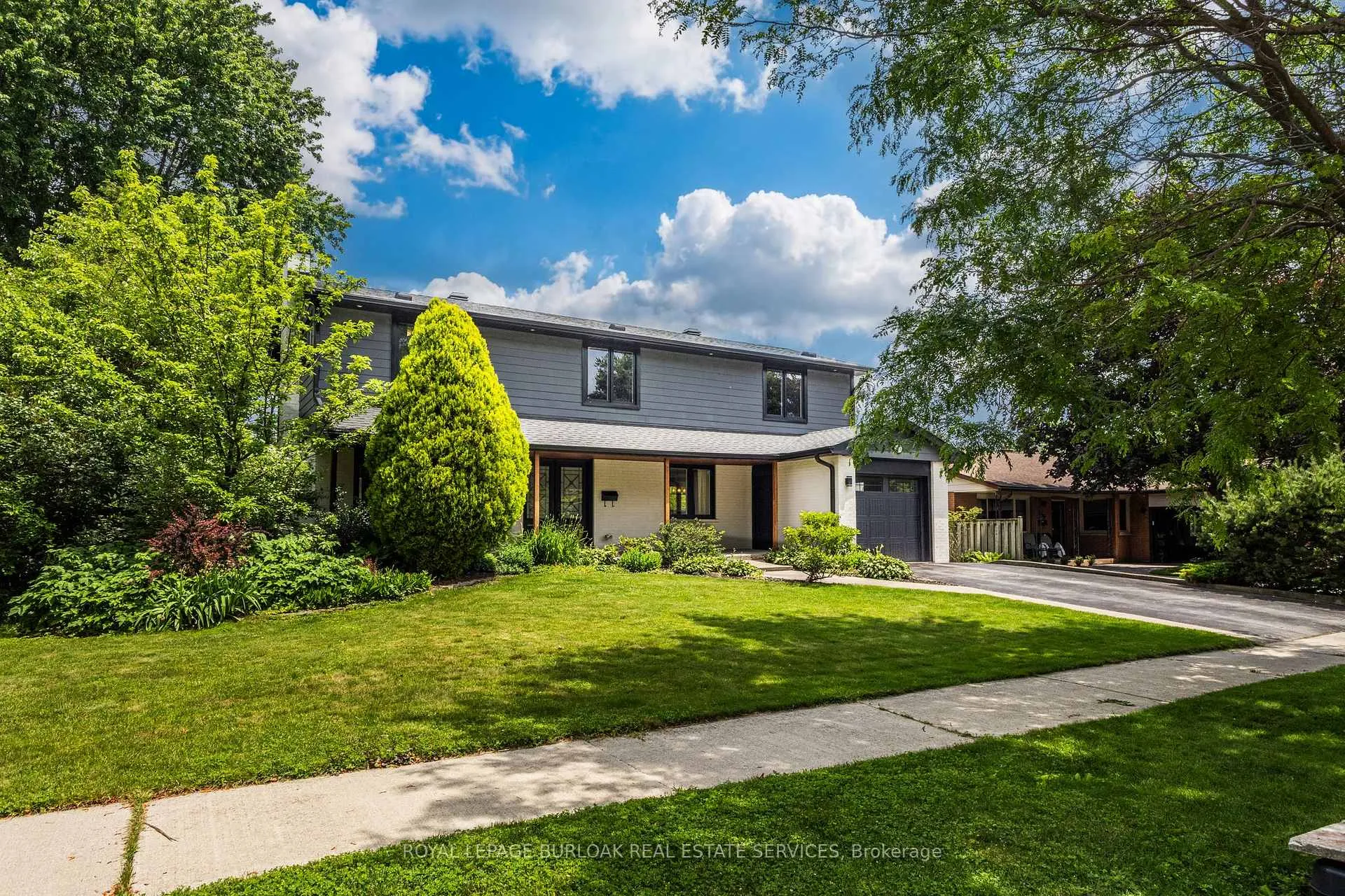 Photo 3 of 365 Cosburn Crescent, Burlington, Shoreacres — HOMEH