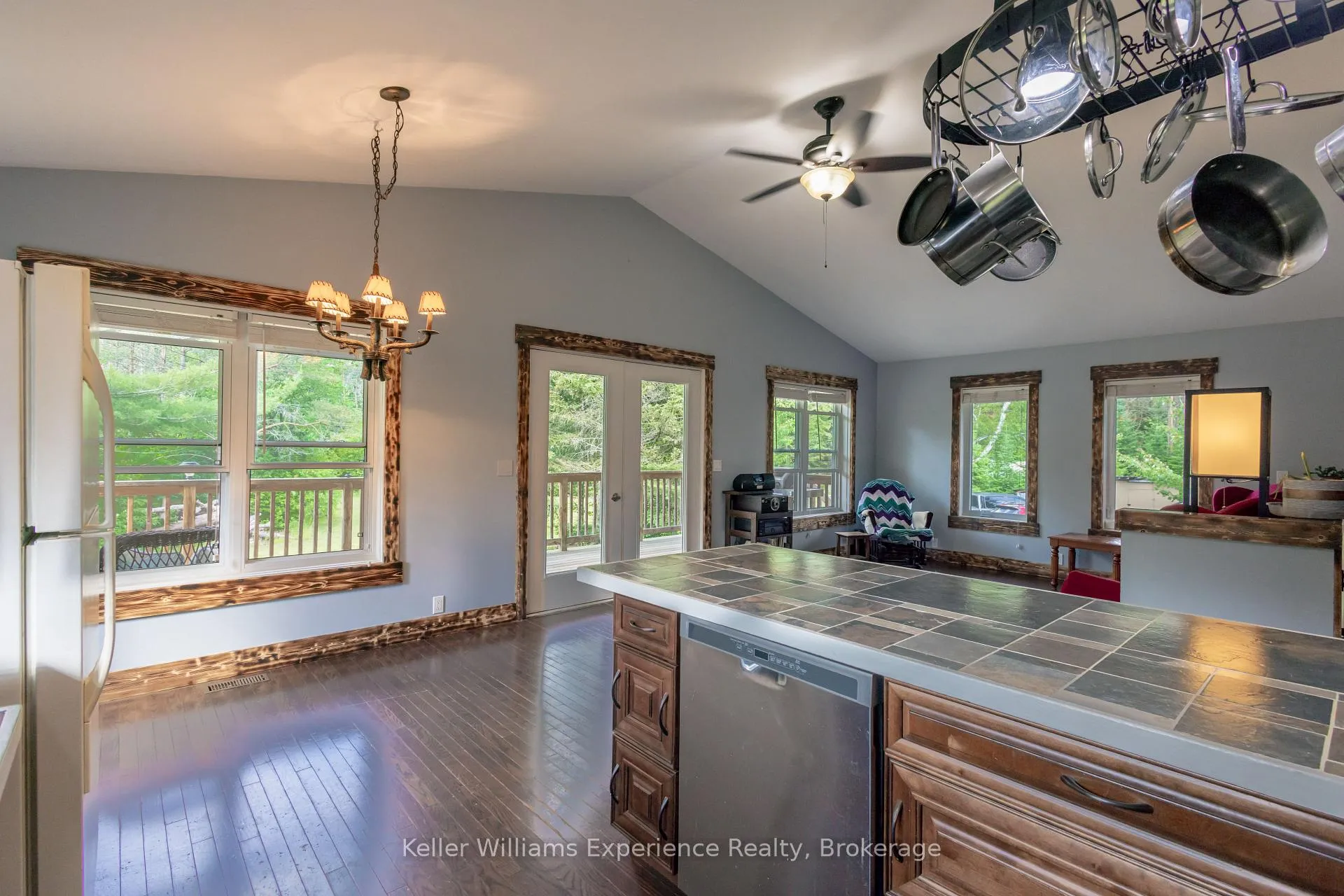 Photo 12 of 235 Rock Point Road, Kearney, Proudfoot — HOMEH