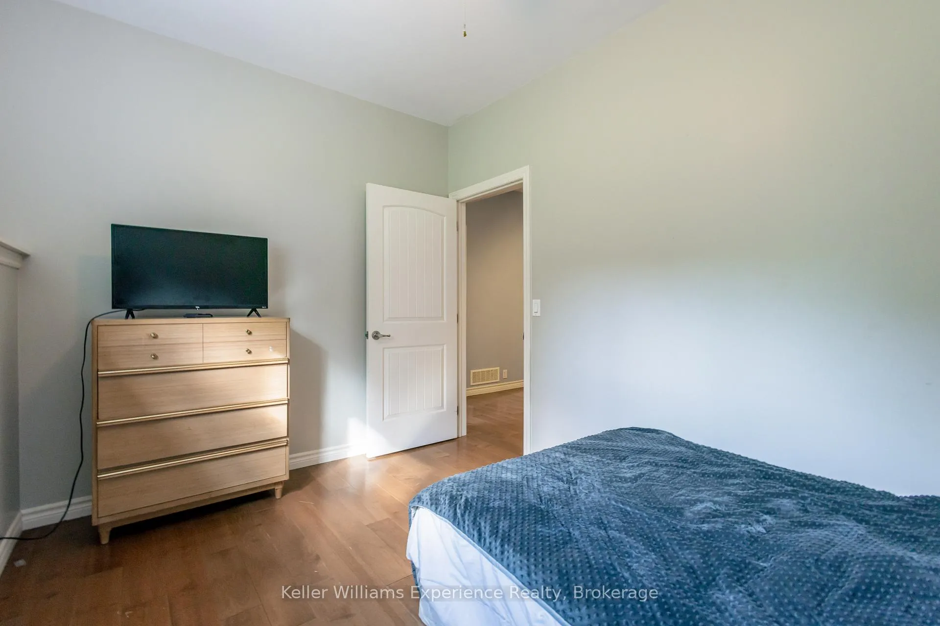 Photo 25 of 235 Rock Point Road, Kearney, Proudfoot — HOMEH