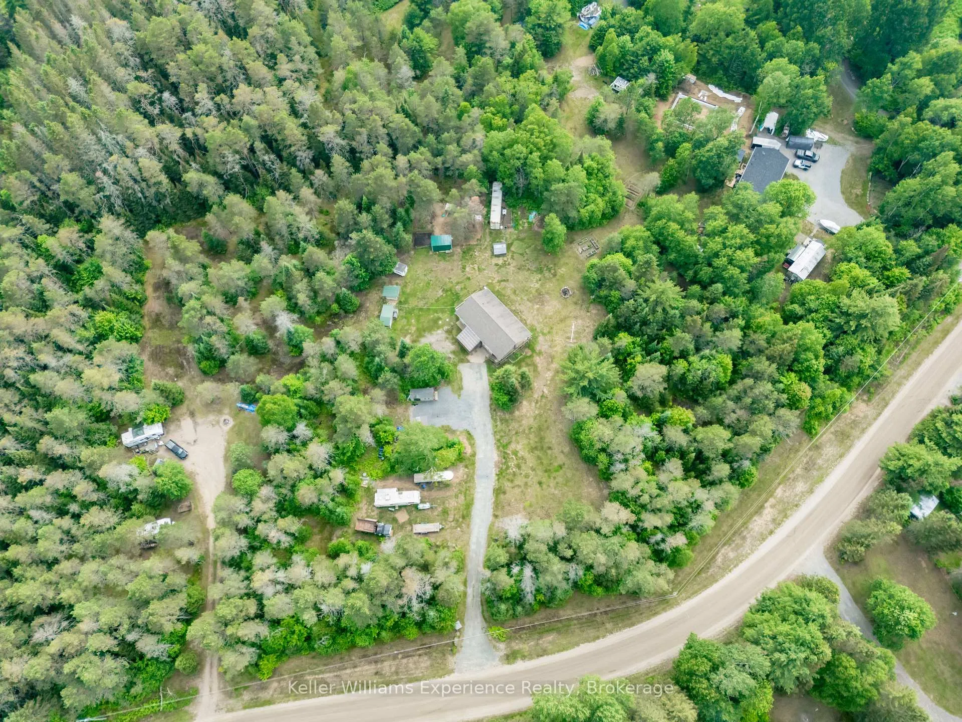 Photo 33 of 235 Rock Point Road, Kearney, Proudfoot — HOMEH
