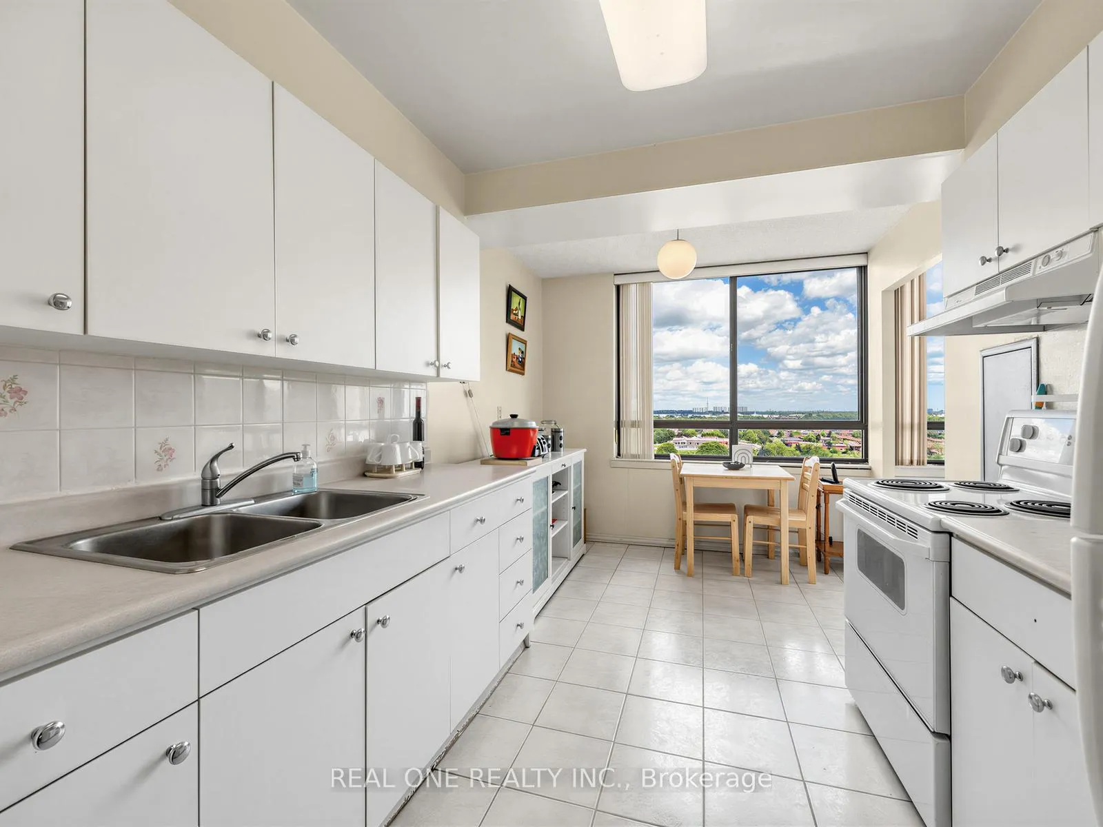 Photo 19 of Unit 1721, 75 Bamburgh Circle, Scarborough, Steeles — HOMEH