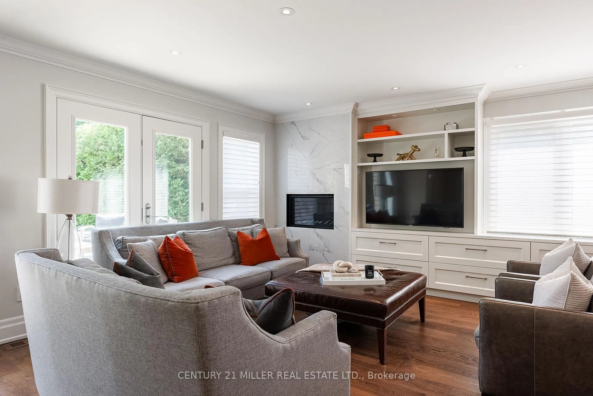 Photo 14 of 27 Wilson Street, Oakville, Central — HOMEH