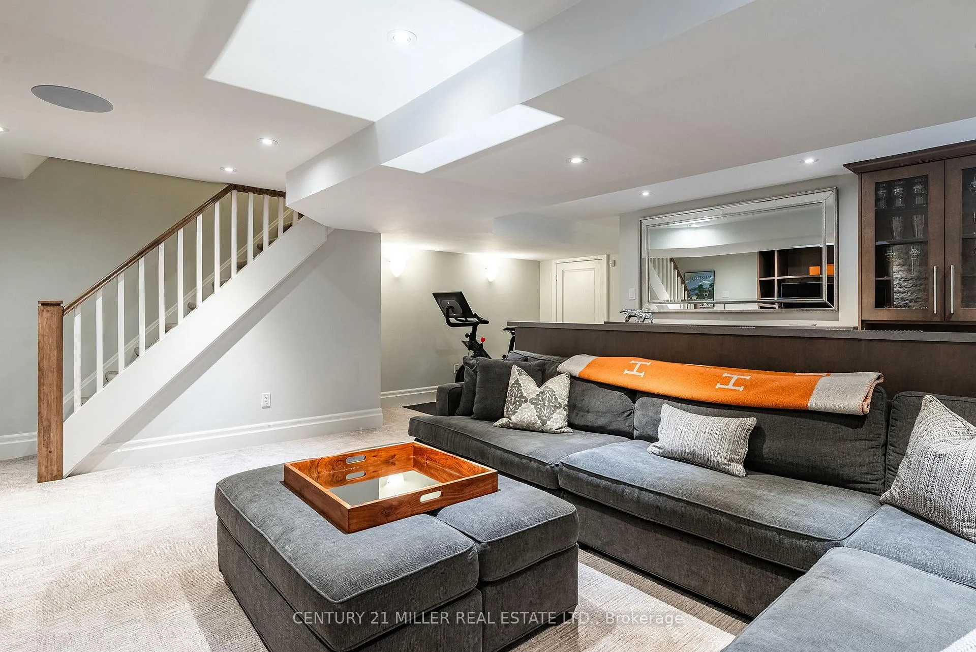 Photo 32 of 27 Wilson Street, Oakville, Central — HOMEH