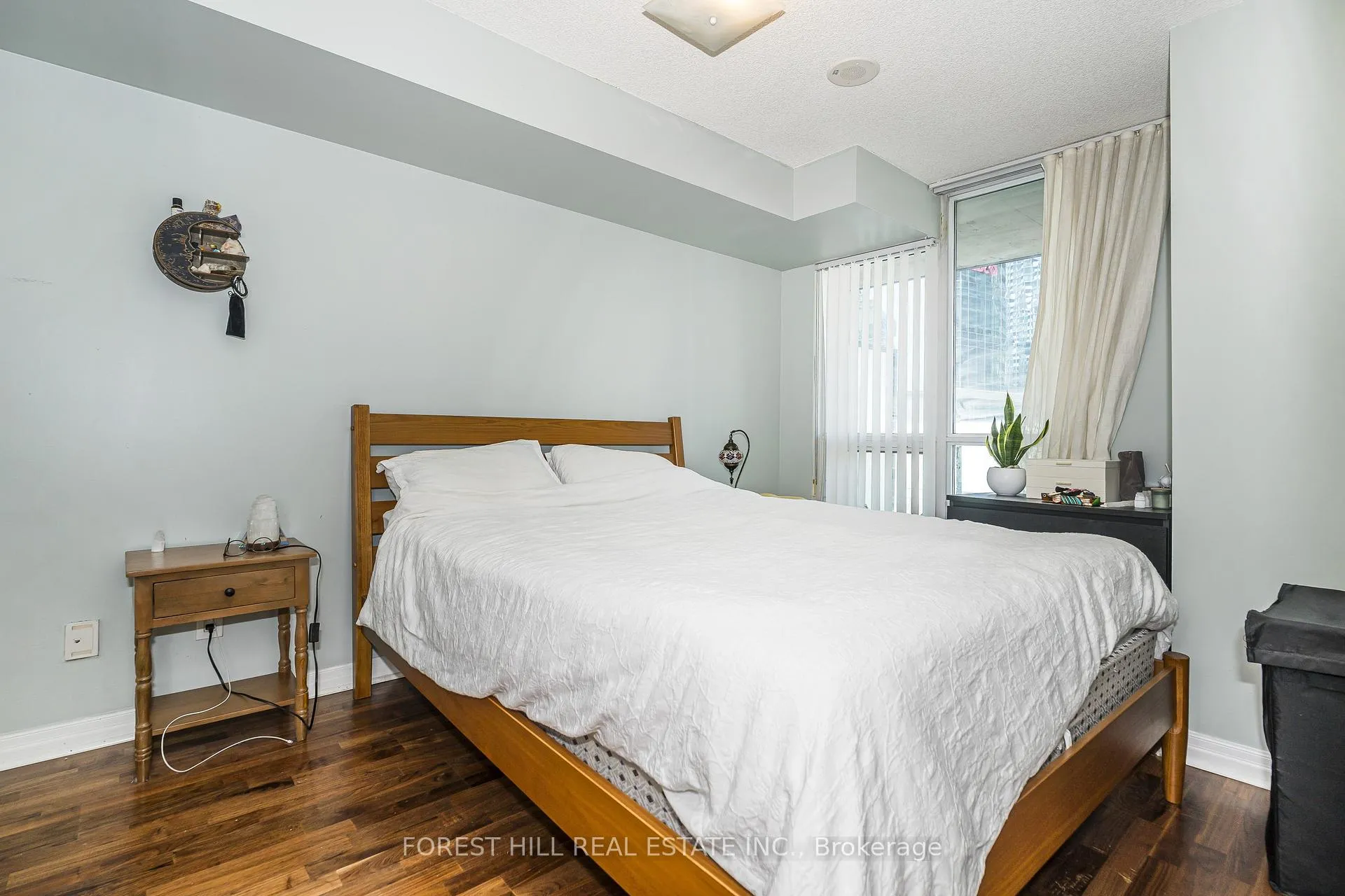 Photo 12 of Unit 604, 16 Yonge Street, Toronto, Waterfront Communities — HOMEH