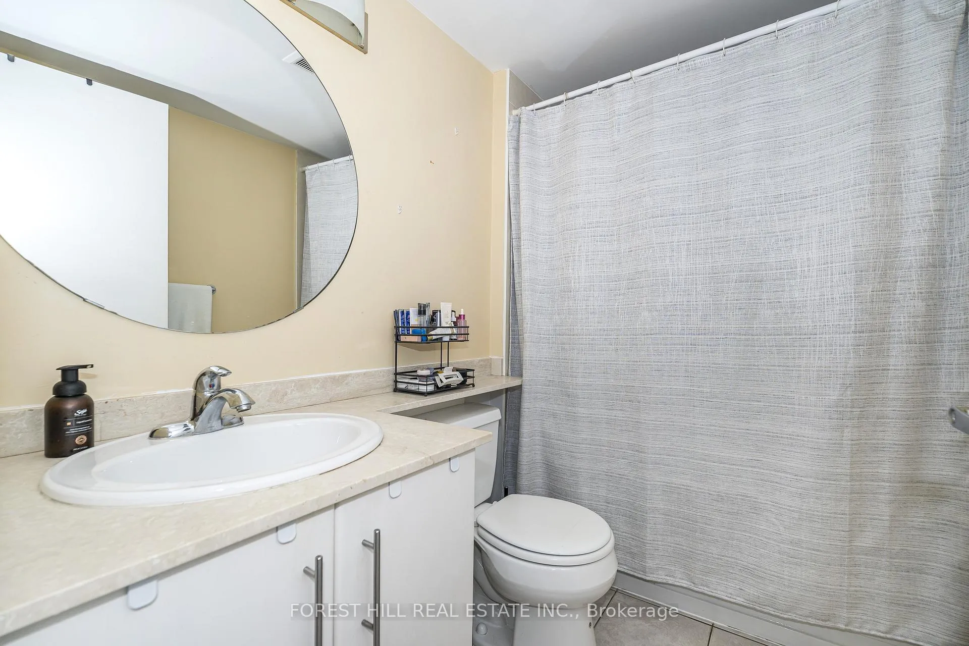 Photo 15 of Unit 604, 16 Yonge Street, Toronto, Waterfront Communities — HOMEH