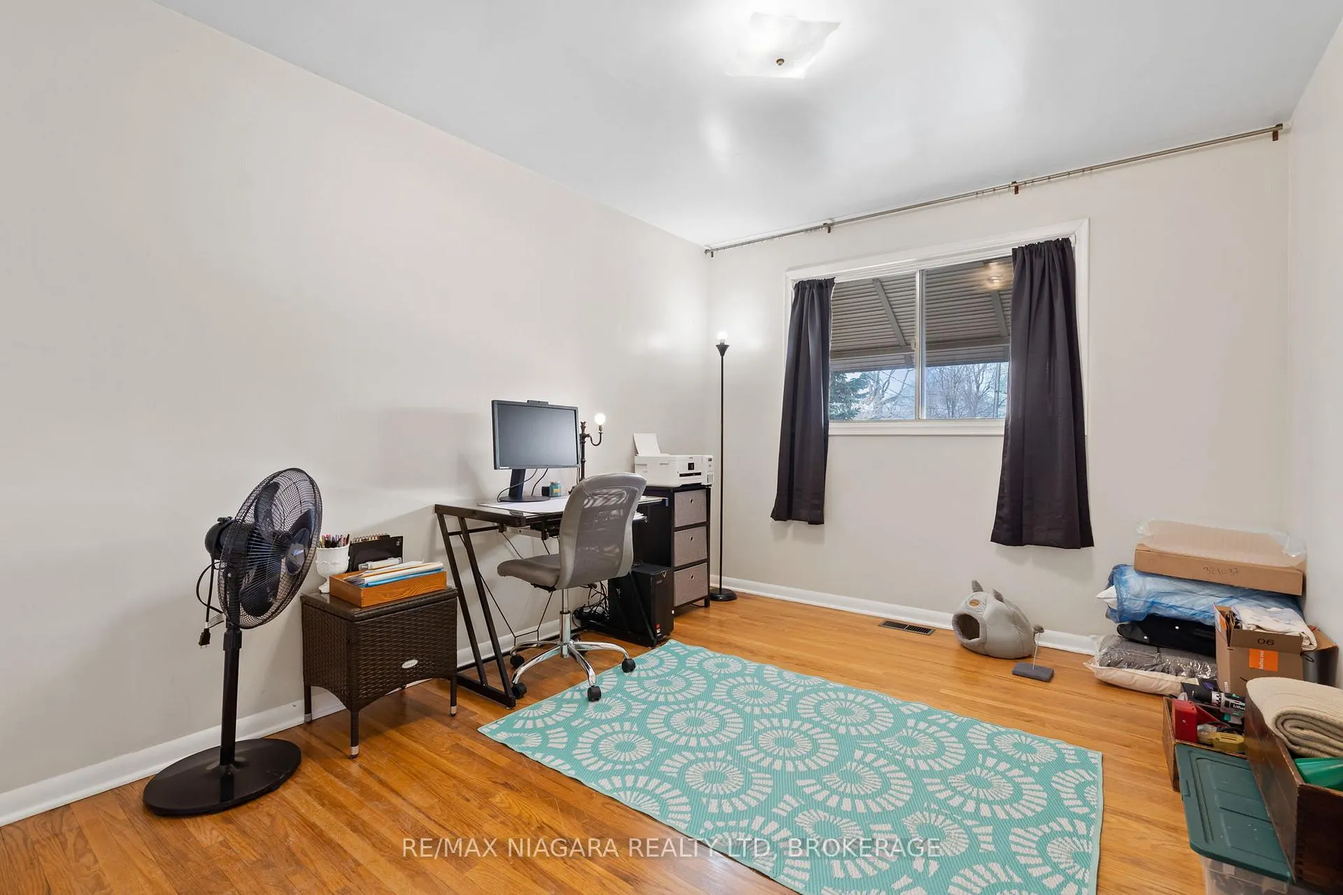 Photo 11 of 13 Ridgewood Avenue, Port Colborne, Sugarloaf — HOMEH