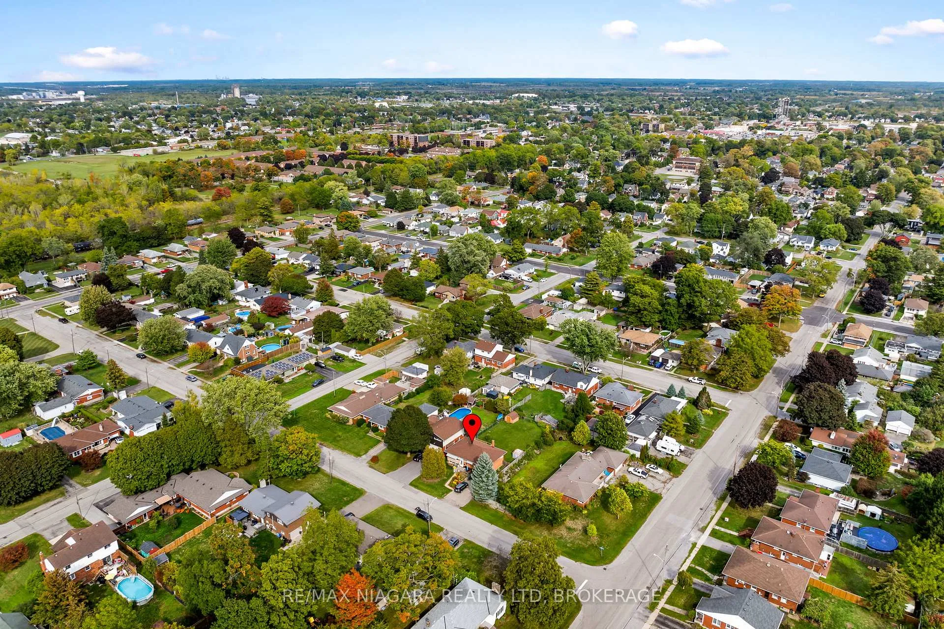 Photo 35 of 13 Ridgewood Avenue, Port Colborne, Sugarloaf — HOMEH