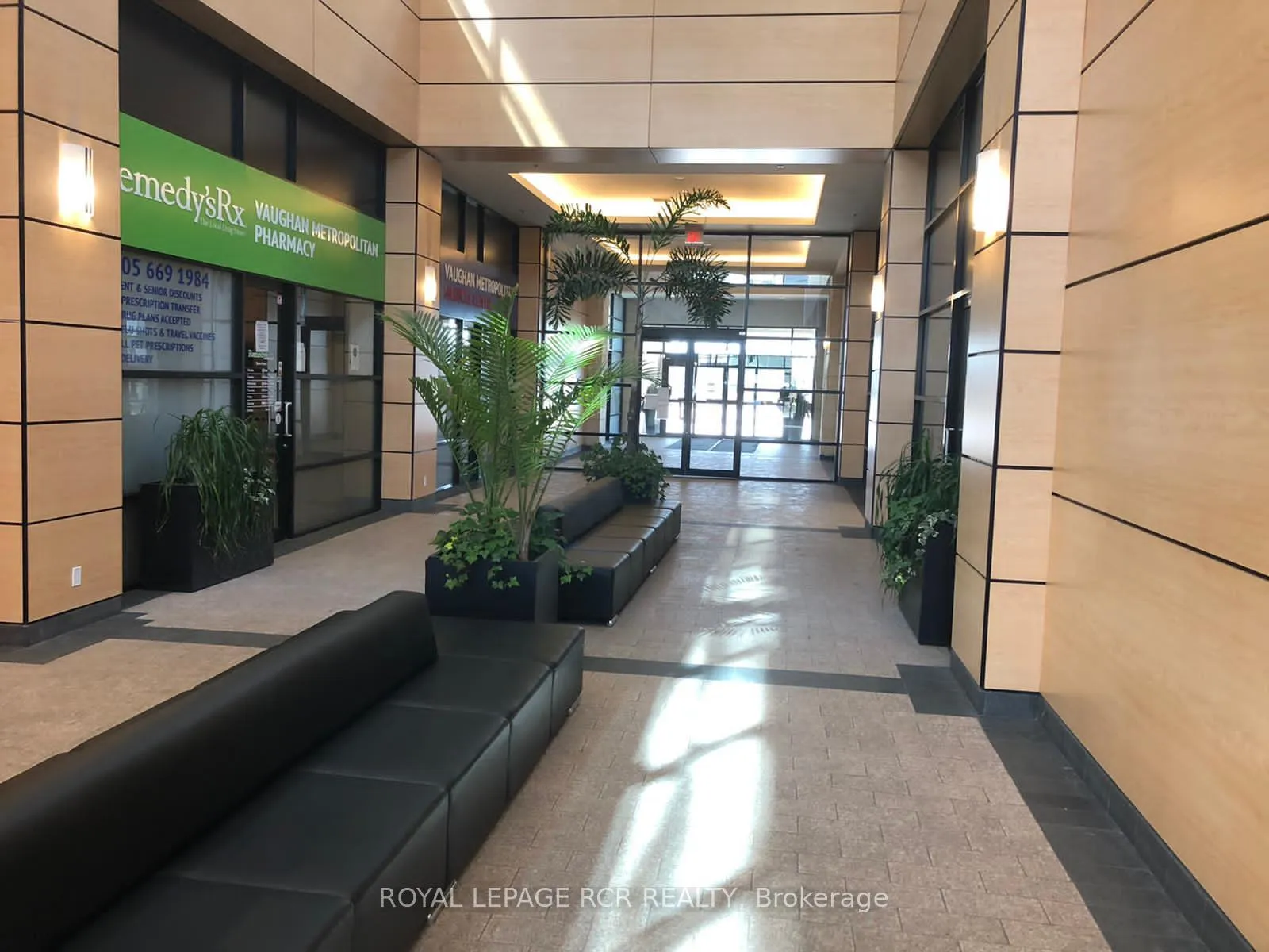 Photo 2 of Unit 1510, 2910 Highway 7 Road, Vaughan, Concord — HOMEH
