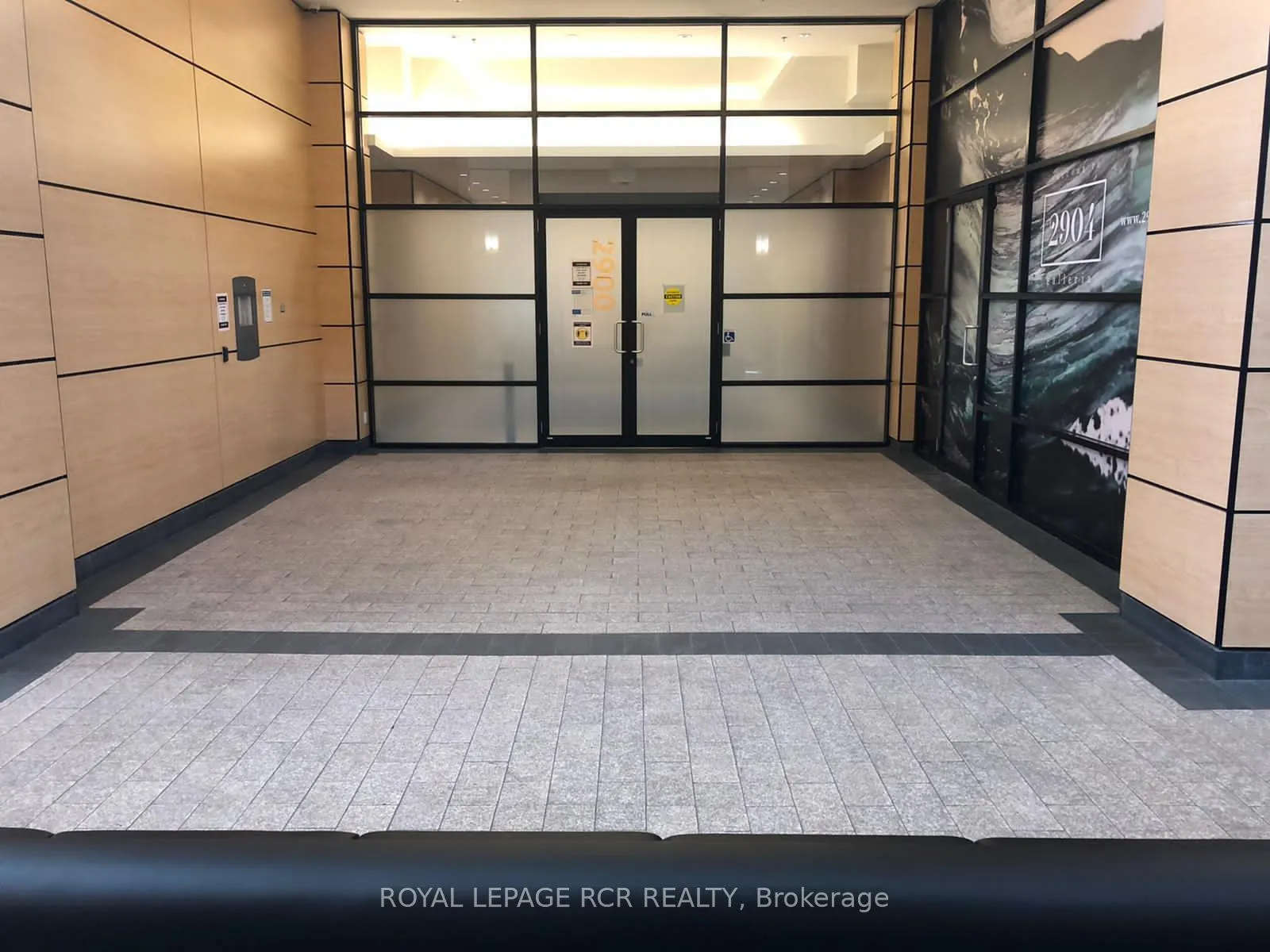Photo 5 of Unit 1510, 2910 Highway 7 Road, Vaughan, Concord — HOMEH