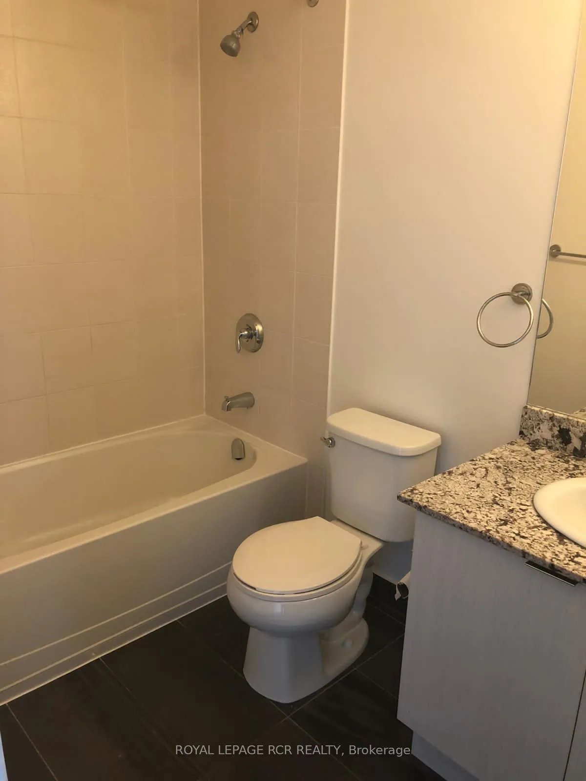 Photo 7 of Unit 1510, 2910 Highway 7 Road, Vaughan, Concord — HOMEH