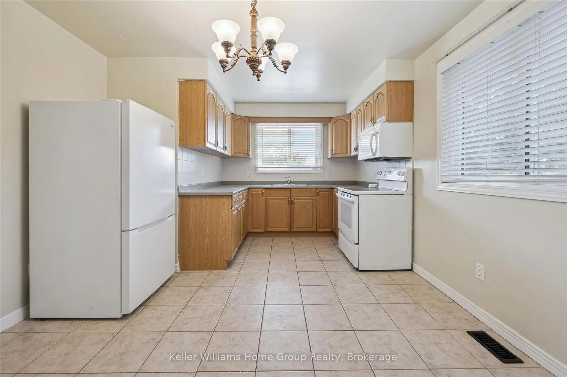 Photo 10 of 30 Kimberly Road, Cambridge — HOMEH