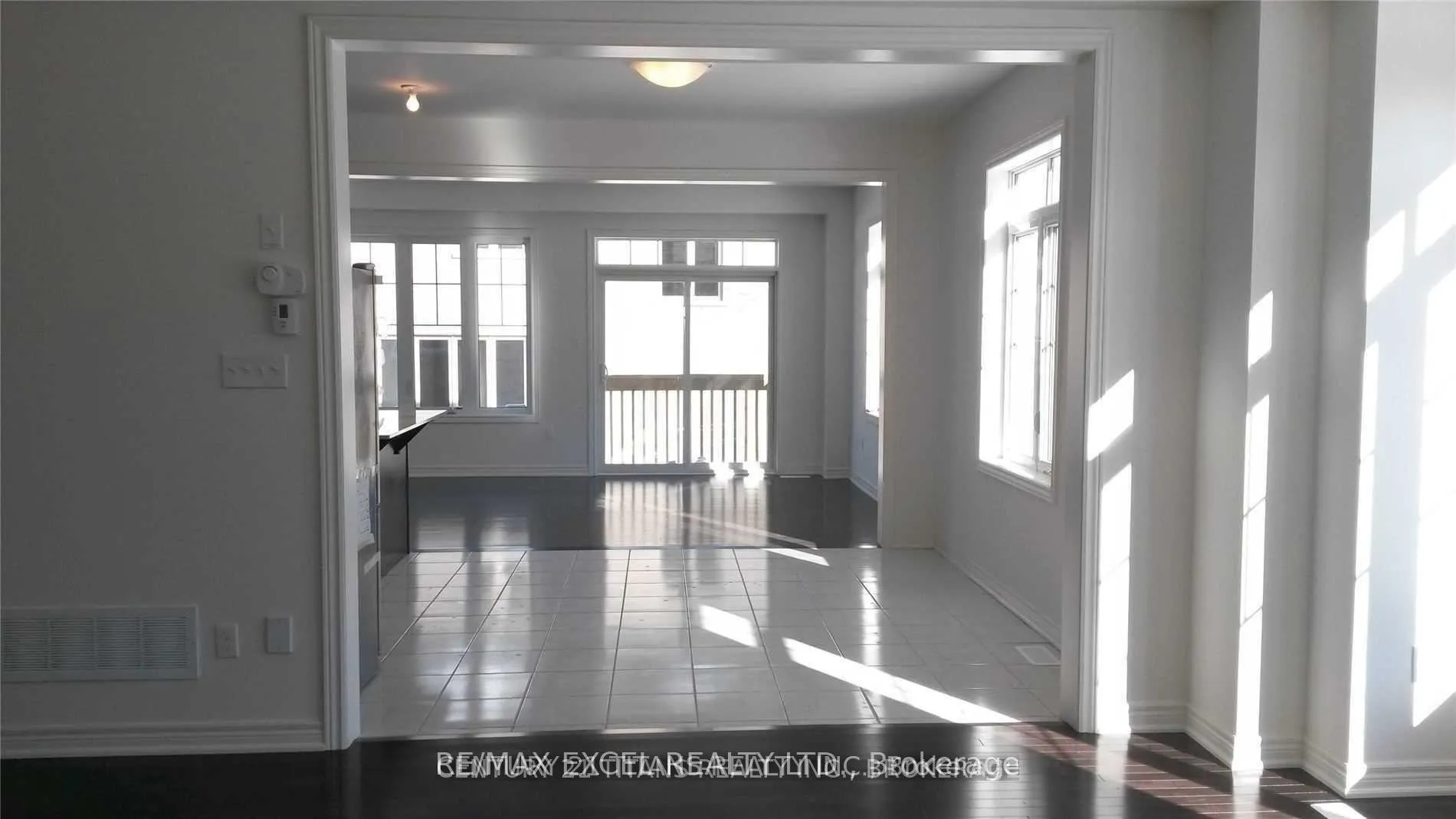 Photo 11 of Unit Main, 118 Hubner Avenue, Markham, Berczy — HOMEH