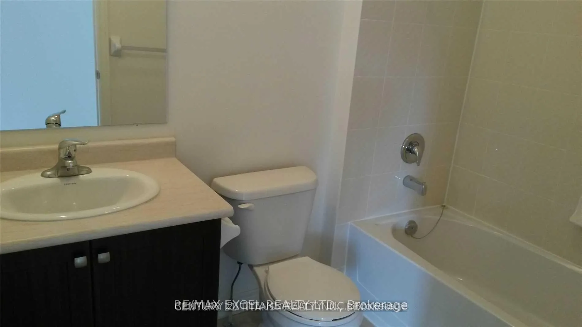 Photo 19 of Unit Main, 118 Hubner Avenue, Markham, Berczy — HOMEH