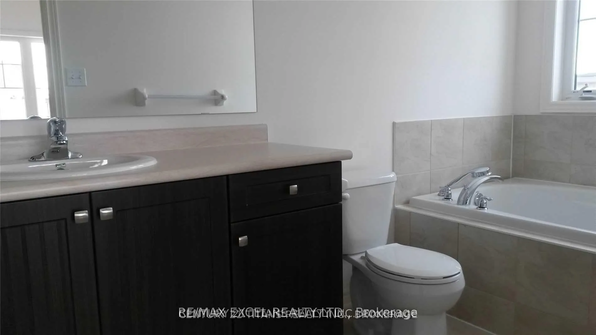Photo 20 of Unit Main, 118 Hubner Avenue, Markham, Berczy — HOMEH